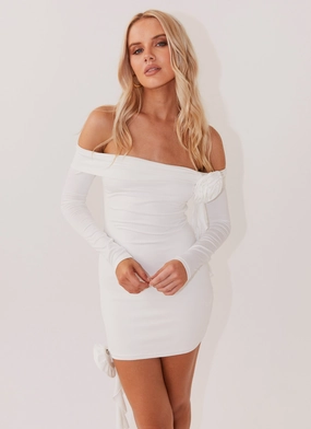 Flattering Shape Cecilia Rose Mini Dress - White CrinkleResistantWeave Cecilia Rose Mini Dress - White