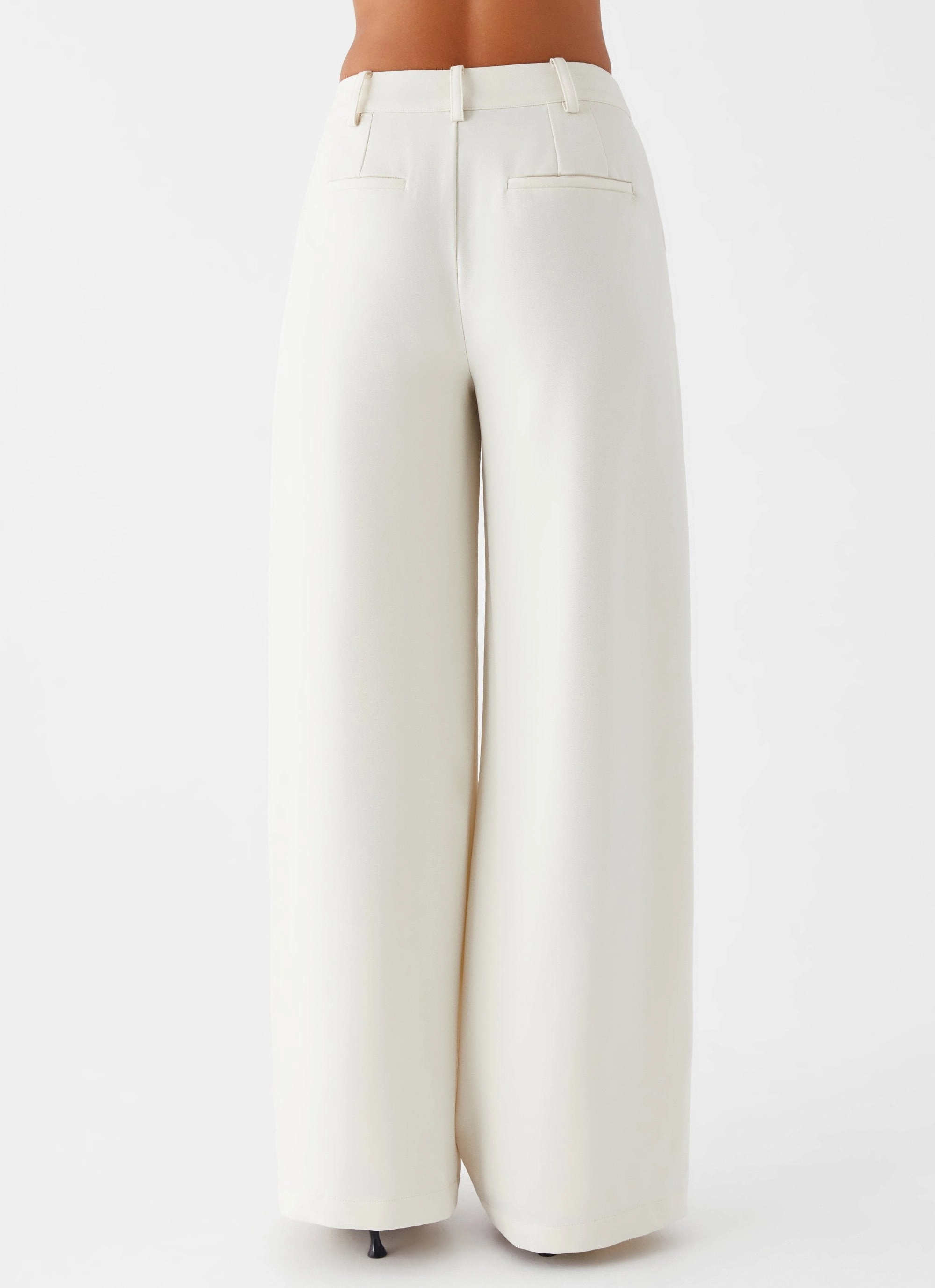 Leila Suiting Pants - Ivory Minimal Fit