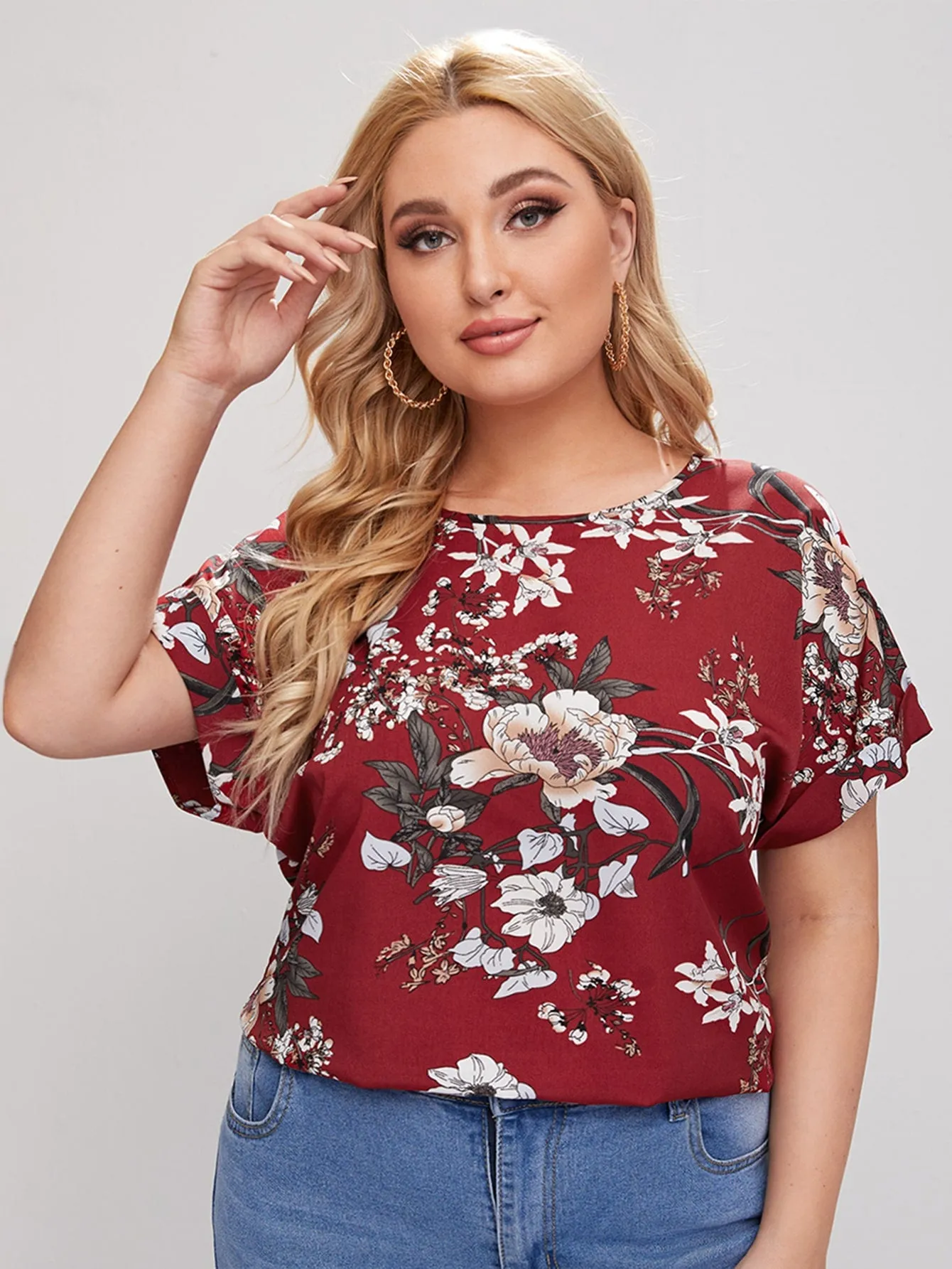 Floral Short Sleeve Round Neck Regular Plus Blouse