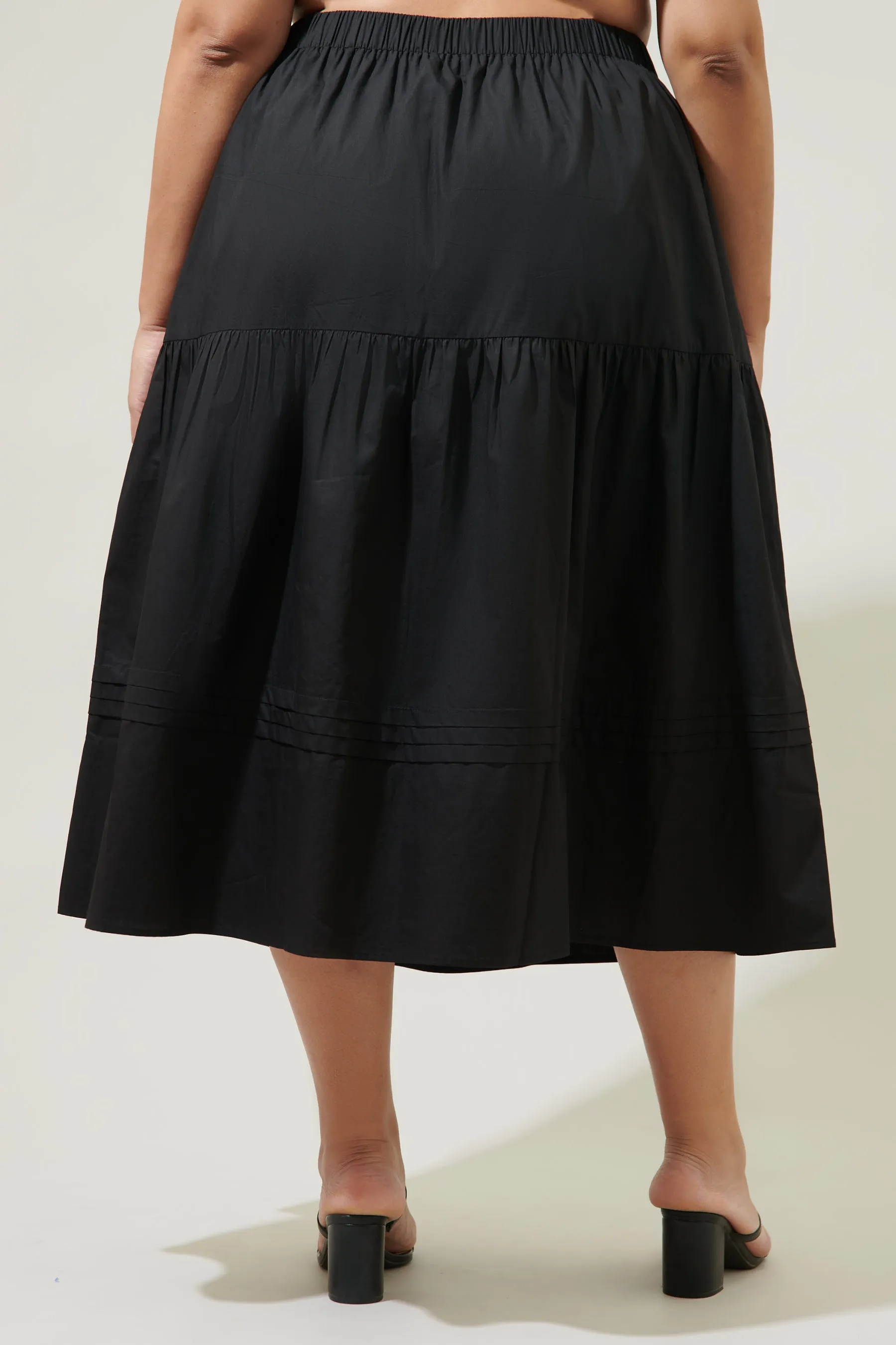 Flores Pleated Midi Skirt Curve
