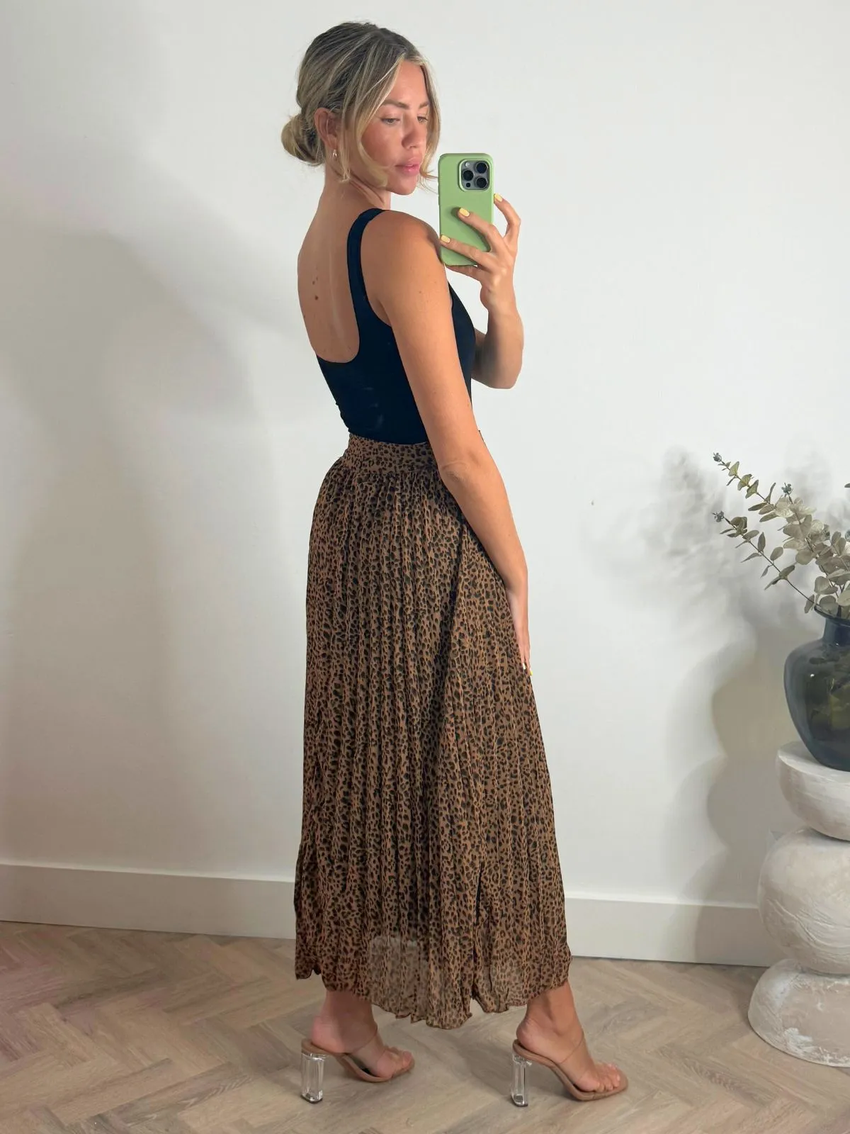 Demi Pleated Midi Skirt / Animal Date night