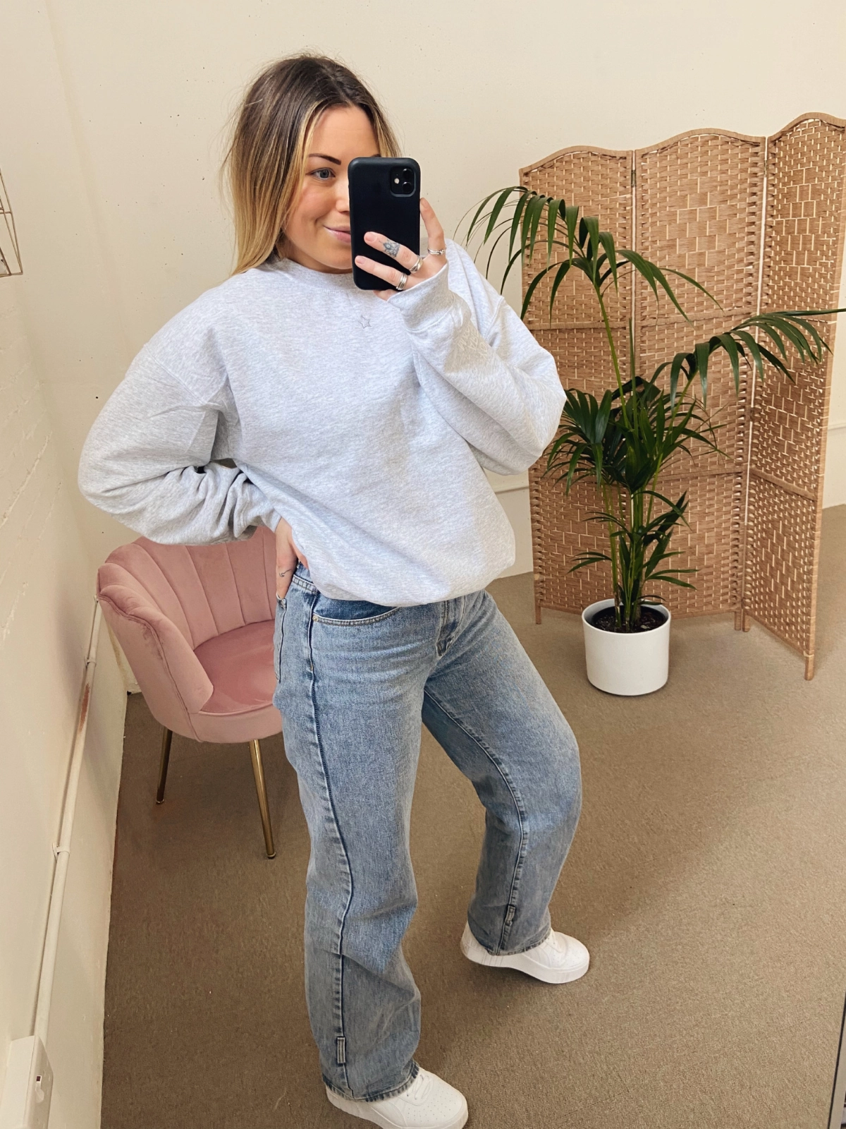 Weekend Wear Kai Personalised Round Neck Star Sweater / Grey