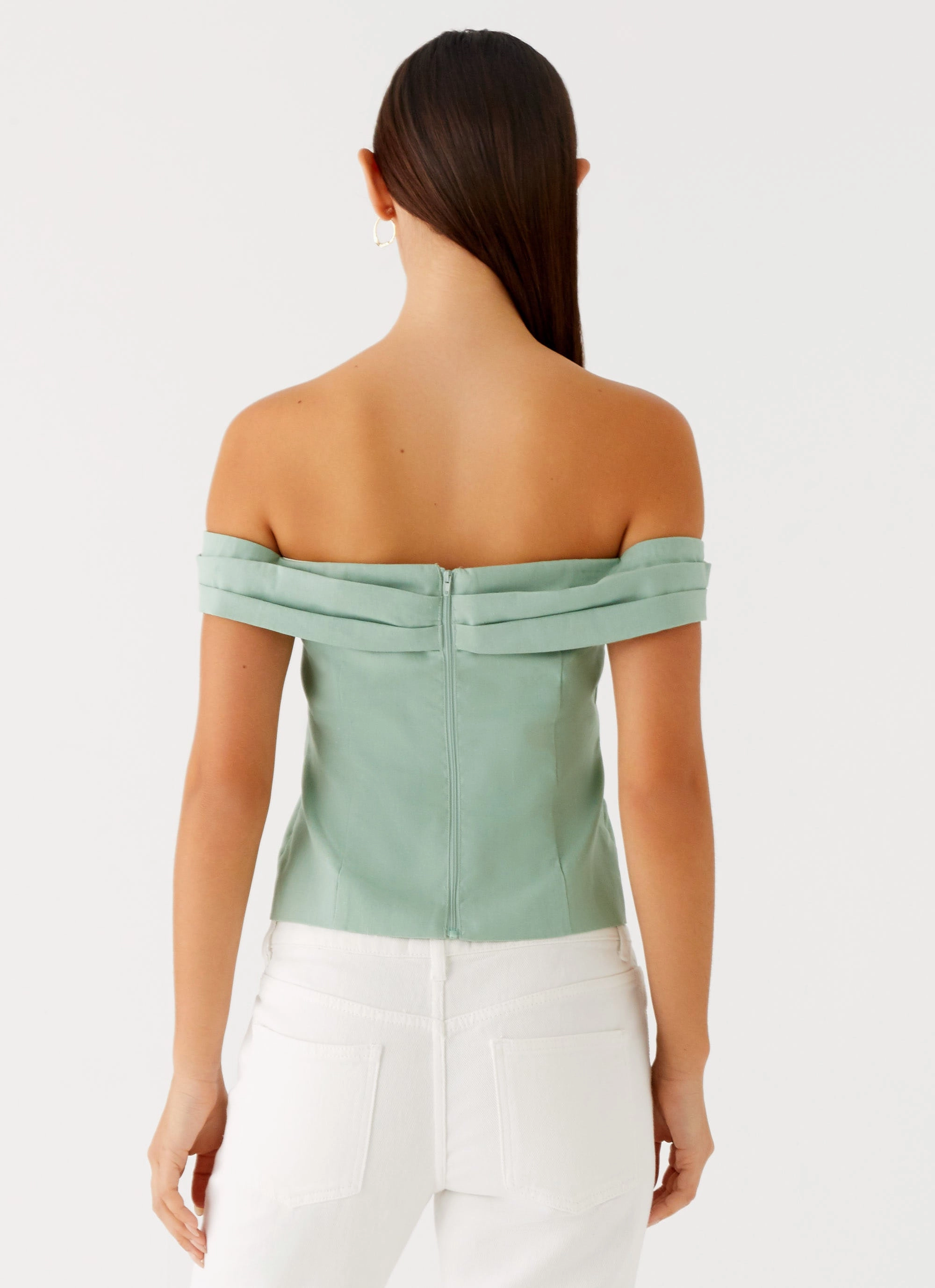 Jairo Linen Top - Sage VNeck Style
