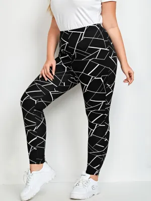 Geometric Cropped Plus Size Leggings