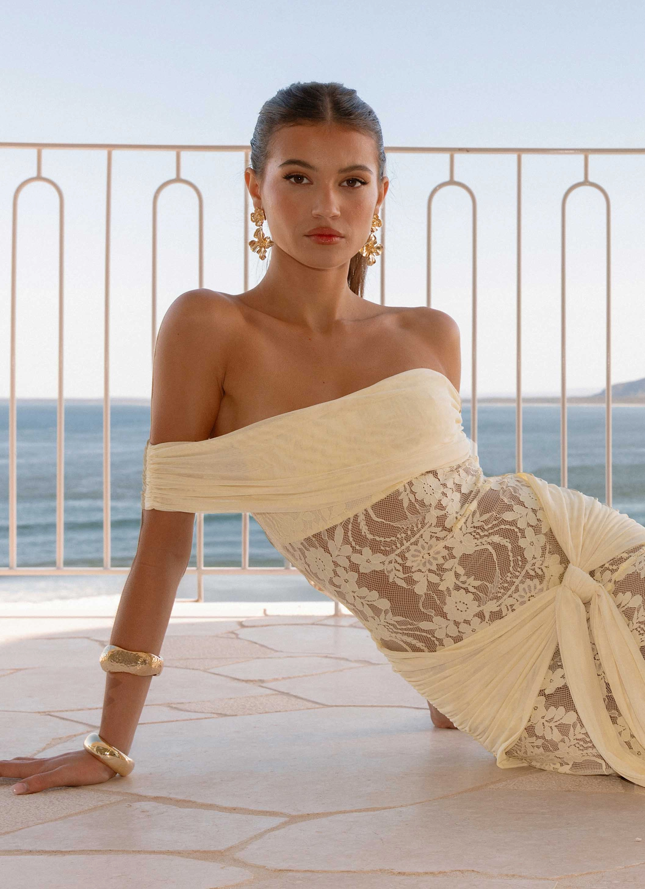 Gracie Twist Maxi Dress - Yellow Smart Vibe Unisex Option