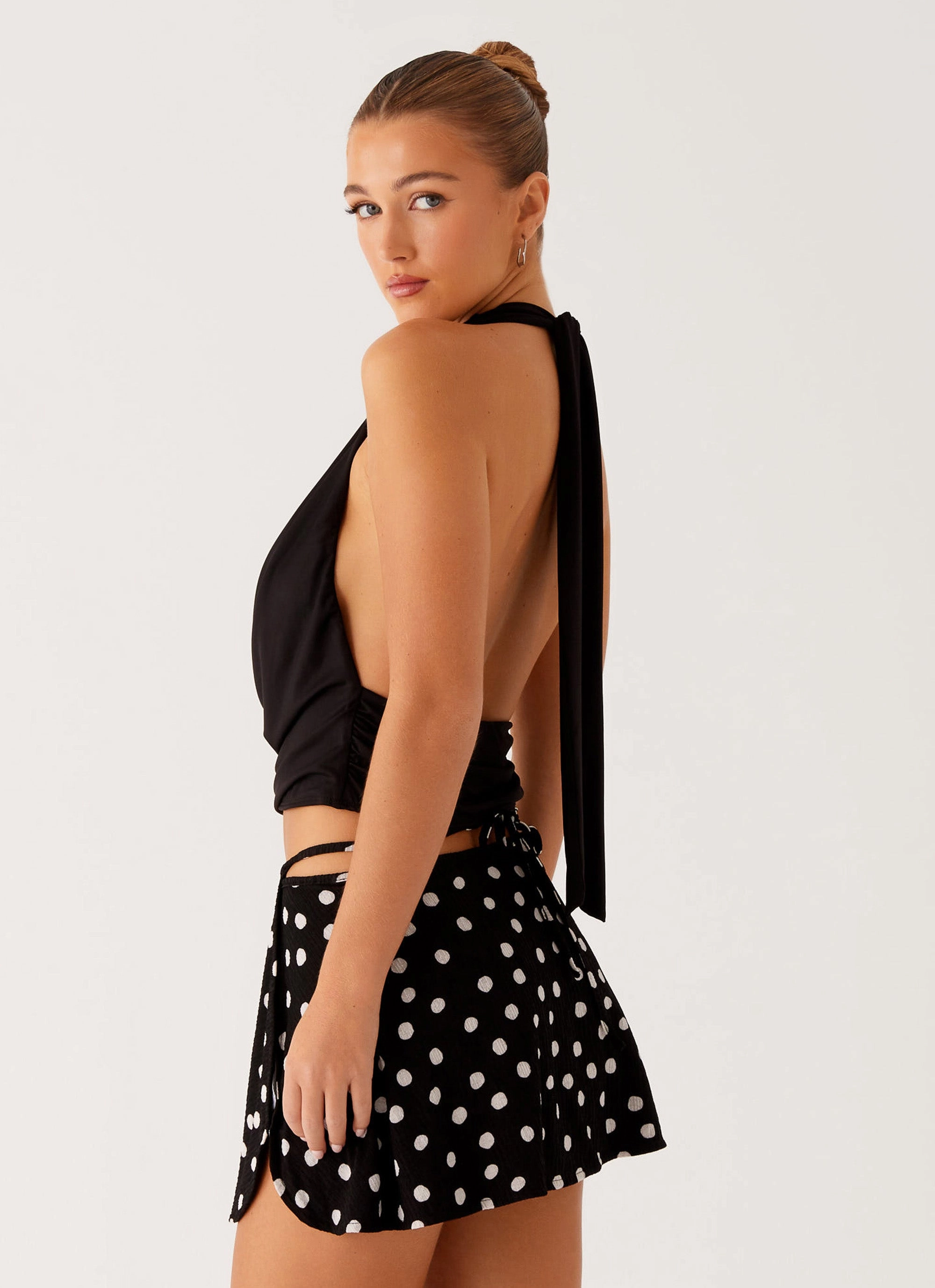 Ashi Cowl Top - Black RelaxedSilhouette