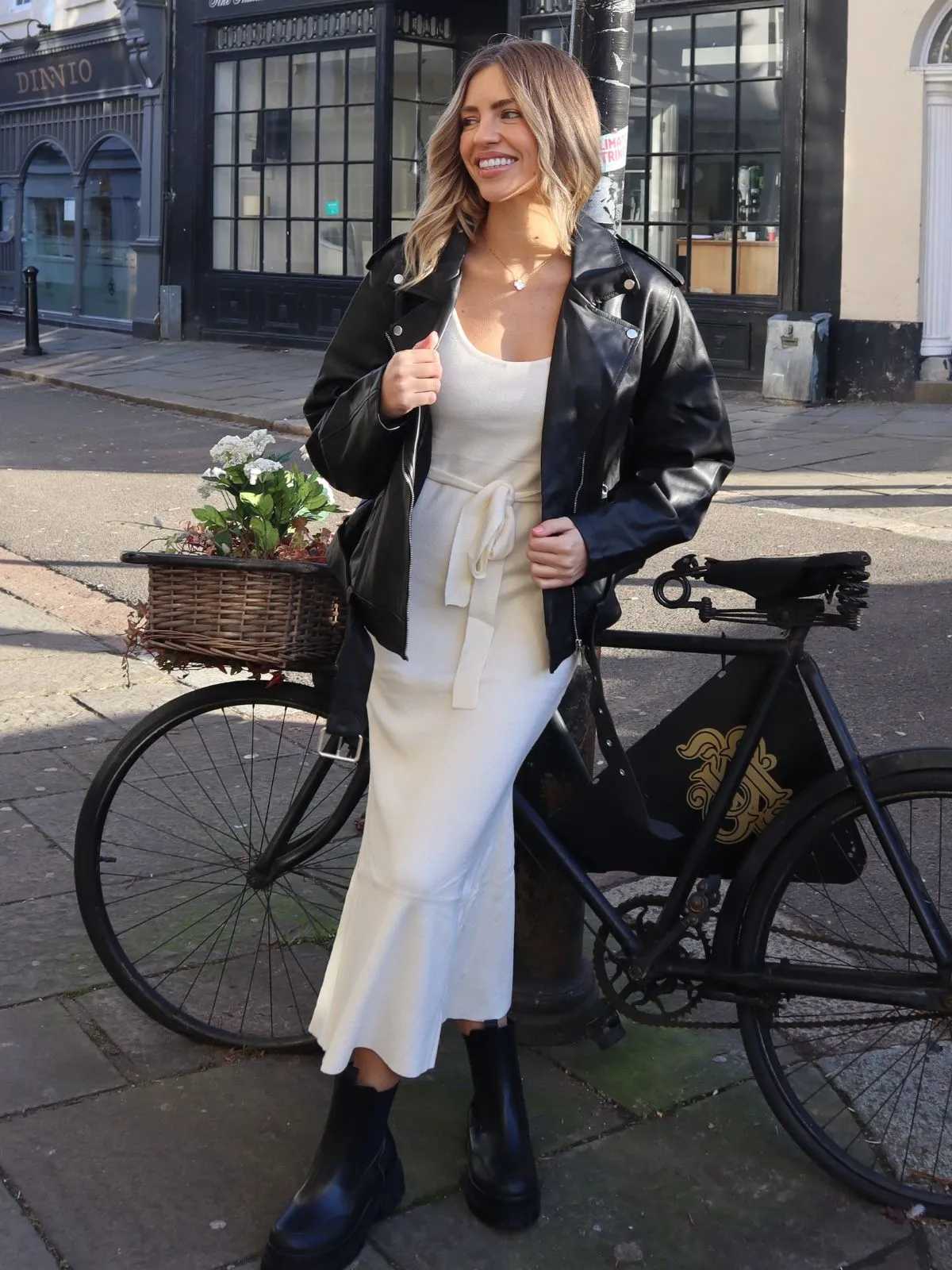 Haisley Sweetheart Knitted Midi Dress / Cream Wedding-Guest