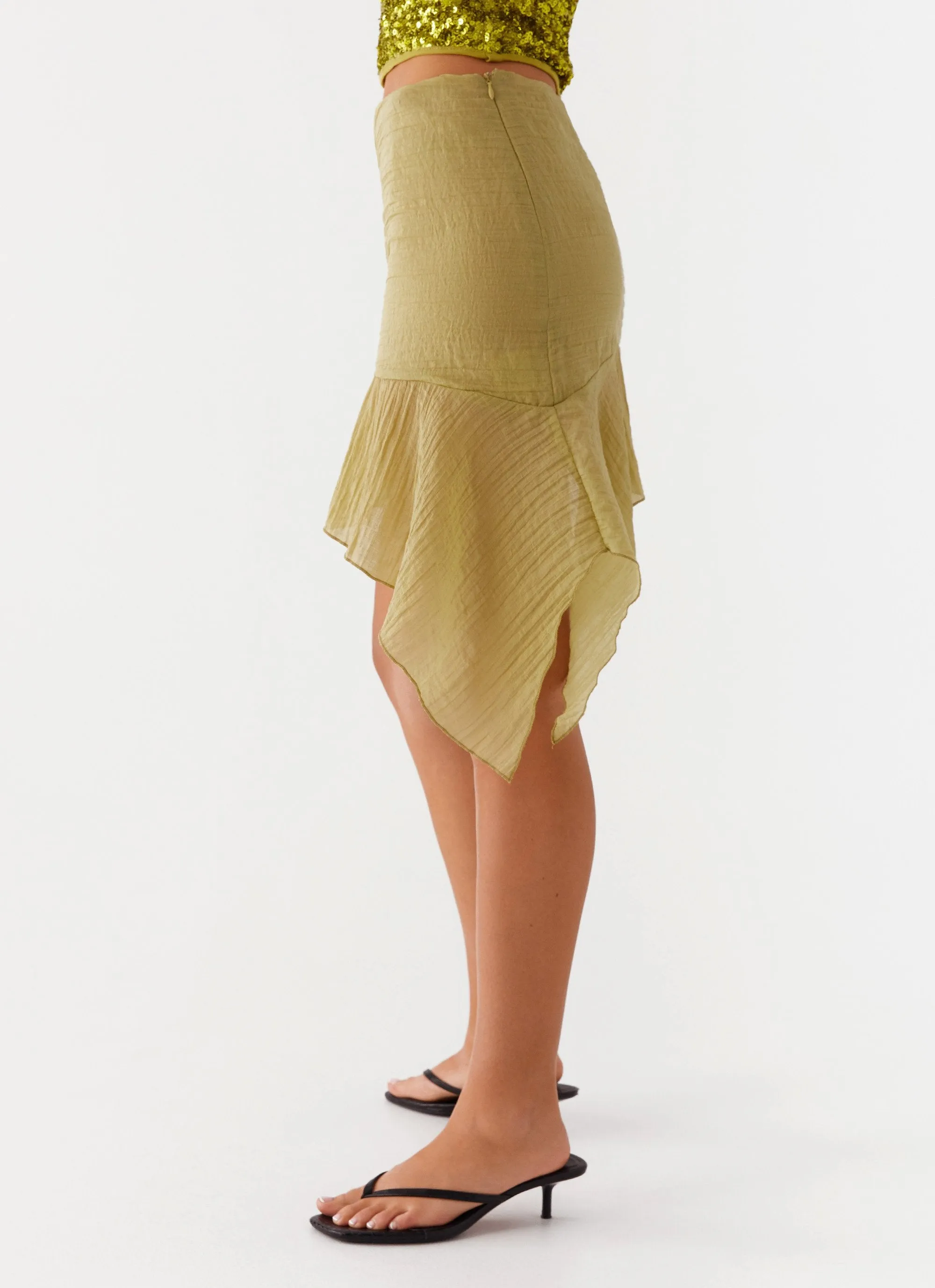 Harmonies Mini Skirt - Green Sleek Styling Spring Brunch