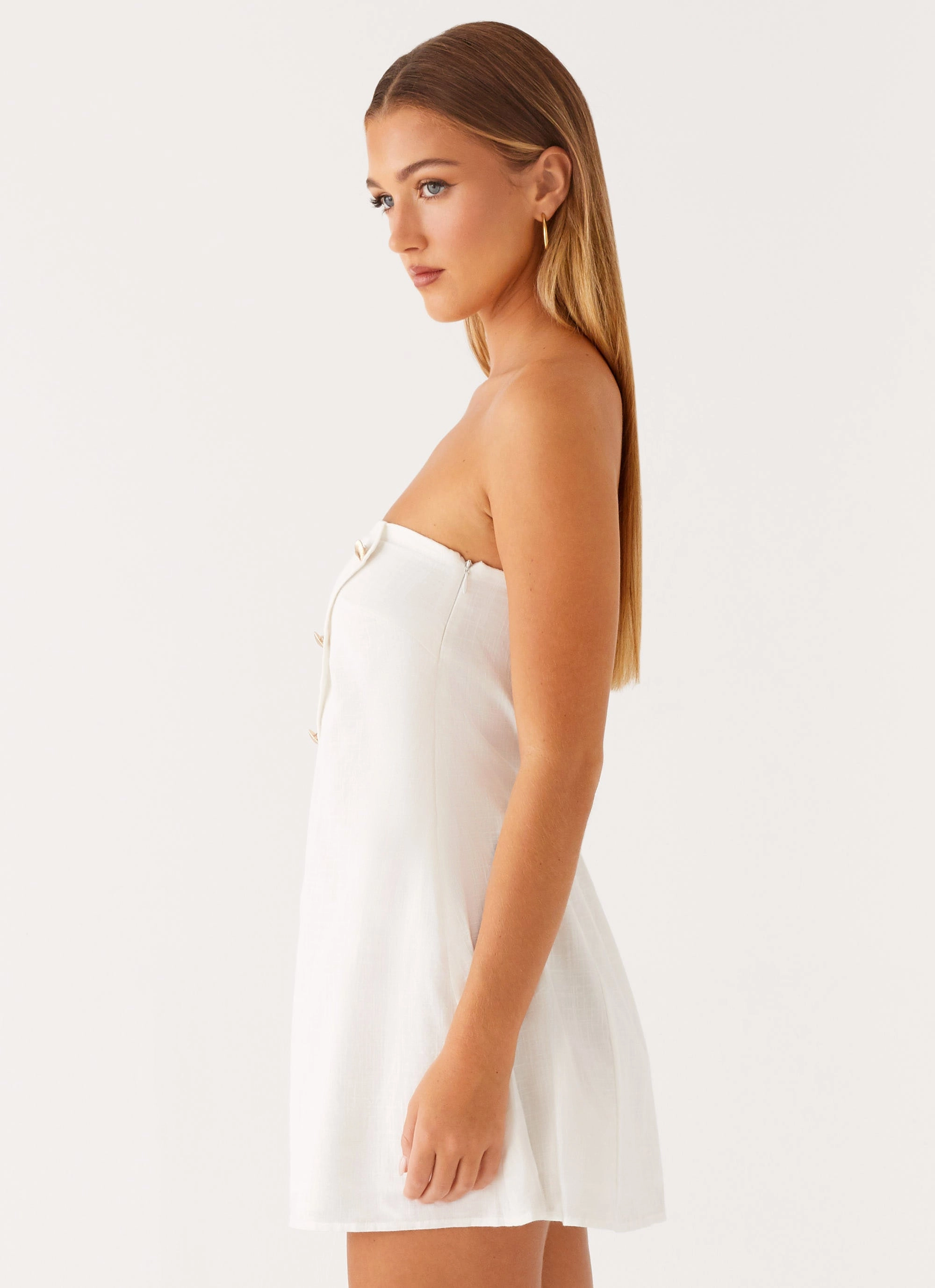 Sleek Volume Unique Cut Hazel Mini Dress - White