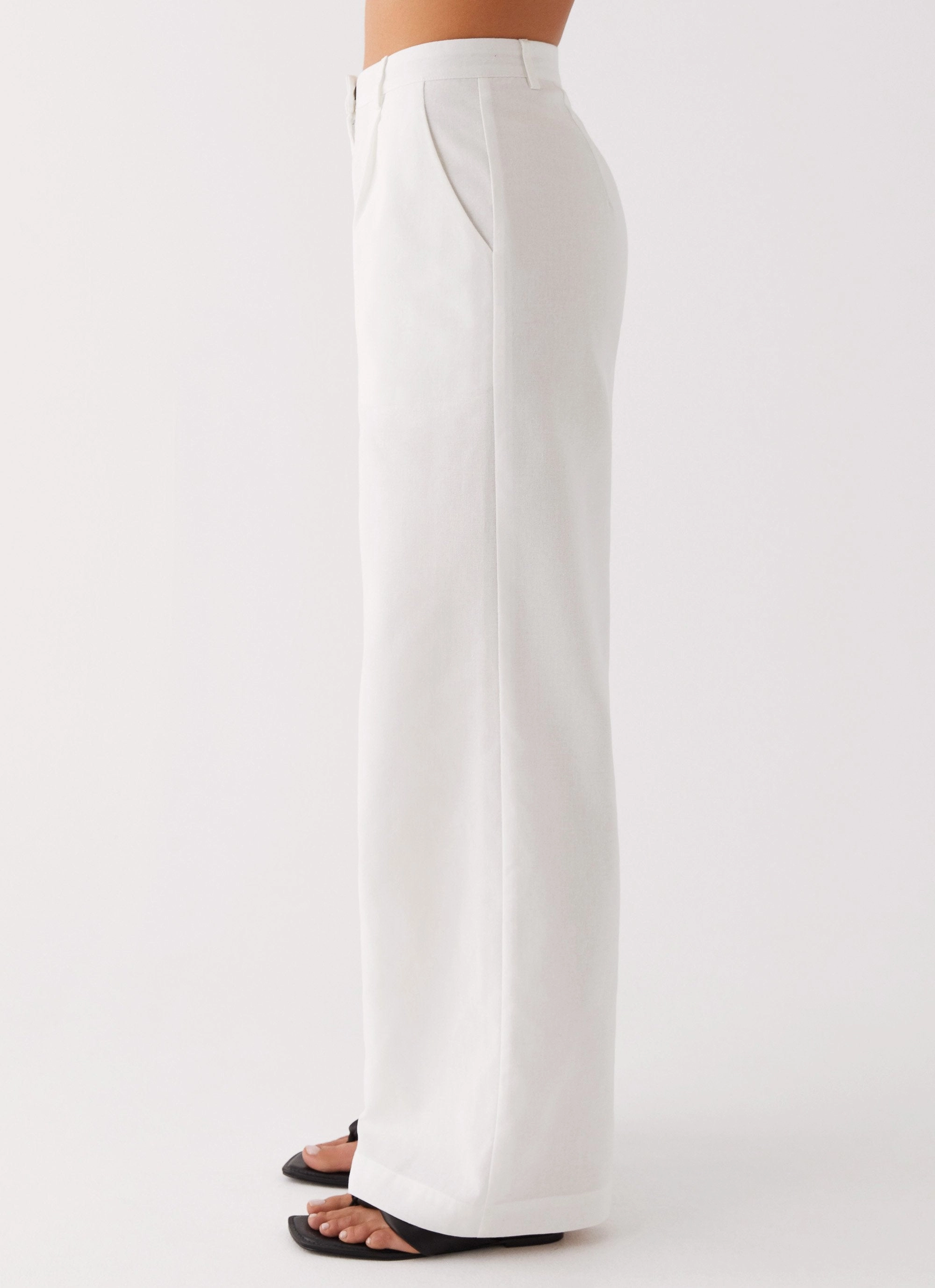 Modern Relaxed Gusseted Crotch Heatwave Linen Wide Leg Pants - White