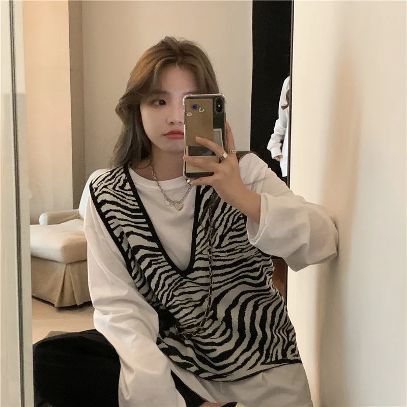 Hong Kong Vintage Tank Top Vest Women Outdoor Trendy V-Neck Tops Outerwear
