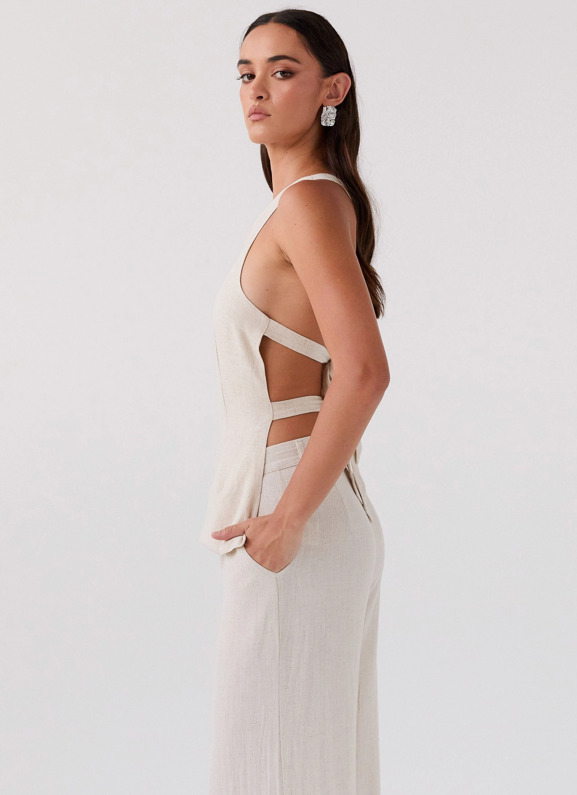 Olsen Linen One Shoulder Top - Oatmeal Cold Weather Advanced Wickability System