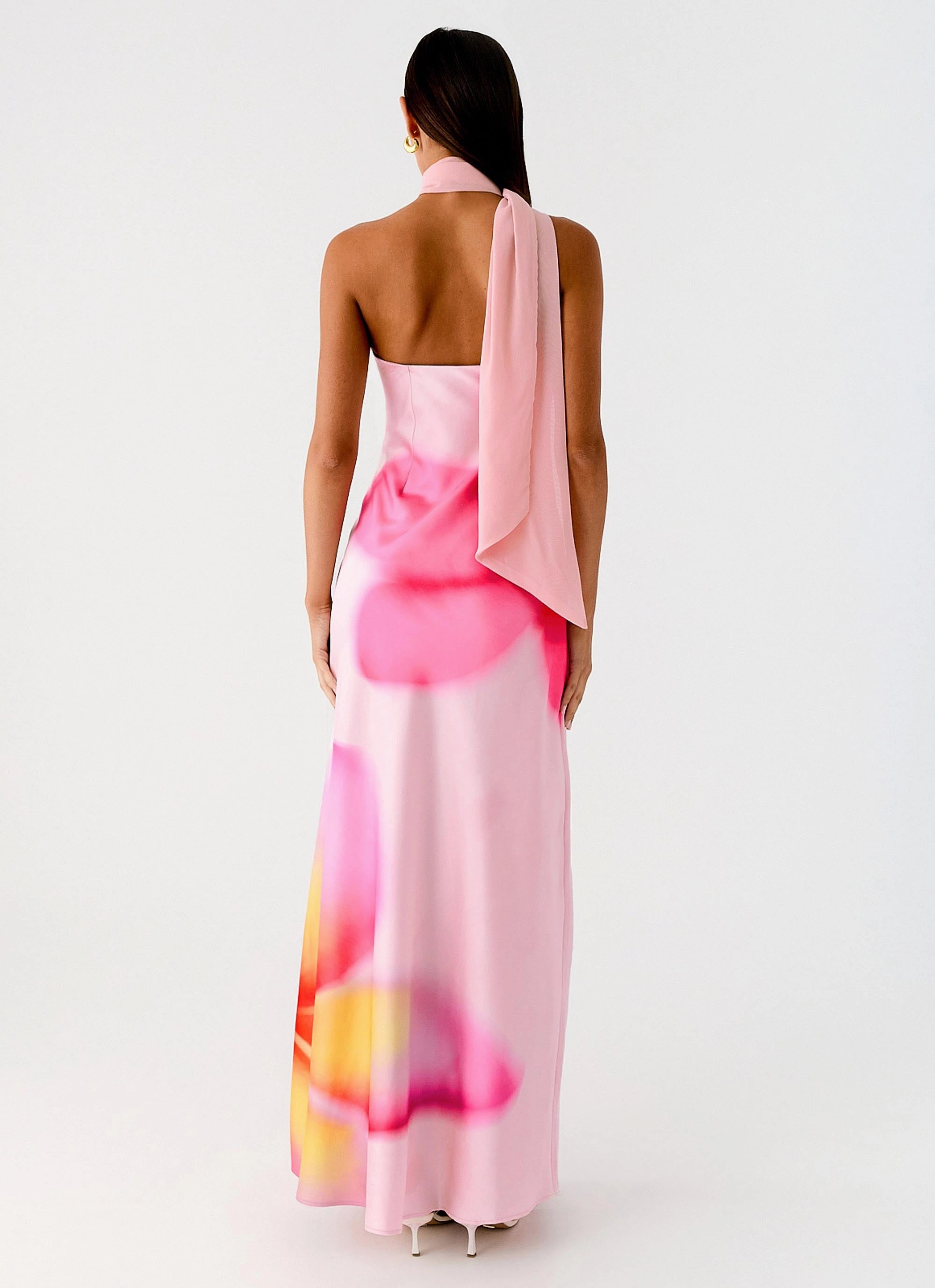 Minimal Detail Natural Layers Isa Scarf Satin Maxi Dress - Frangipani Pink