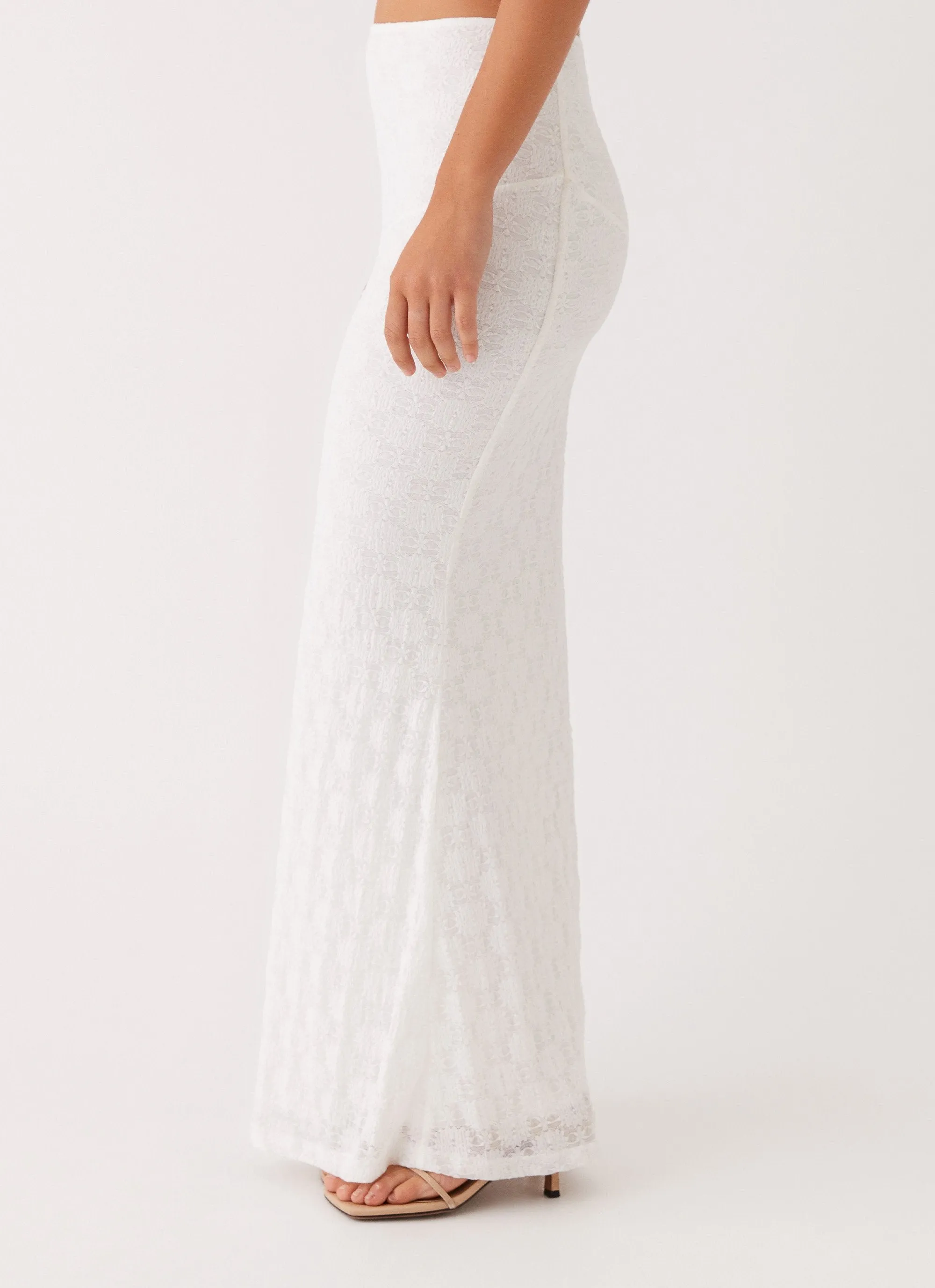Issey Maxi Skirt - White Sleek Detail
