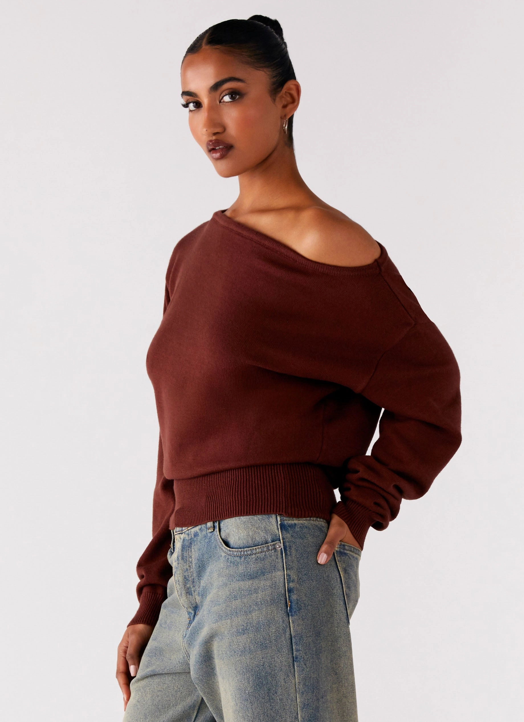 V-neck Shirt Jaelin Asymmetric Top - Chocolate