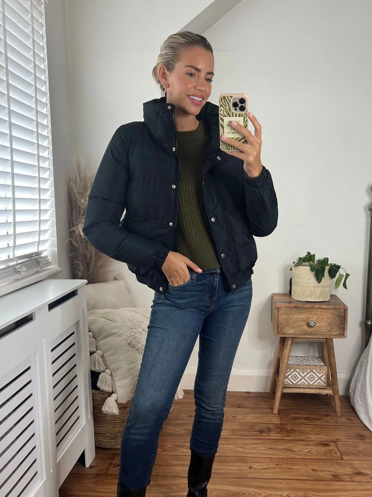 Stretch Knit Material Jazmin High collar Puffer Jacket / Black