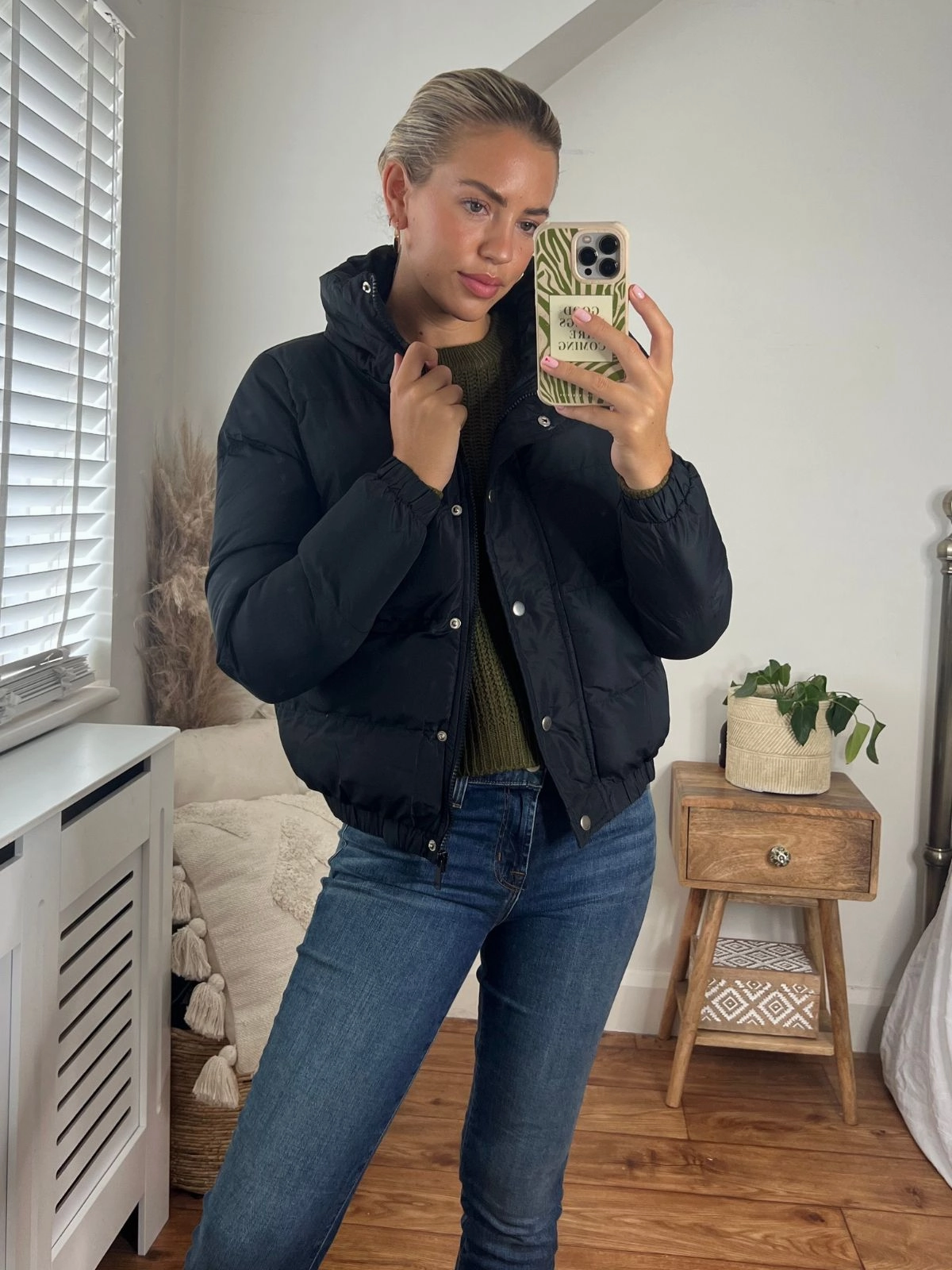 All Weather Performance Fabric DoubleLayeredShoulders Jazmin High collar Puffer Jacket / Black