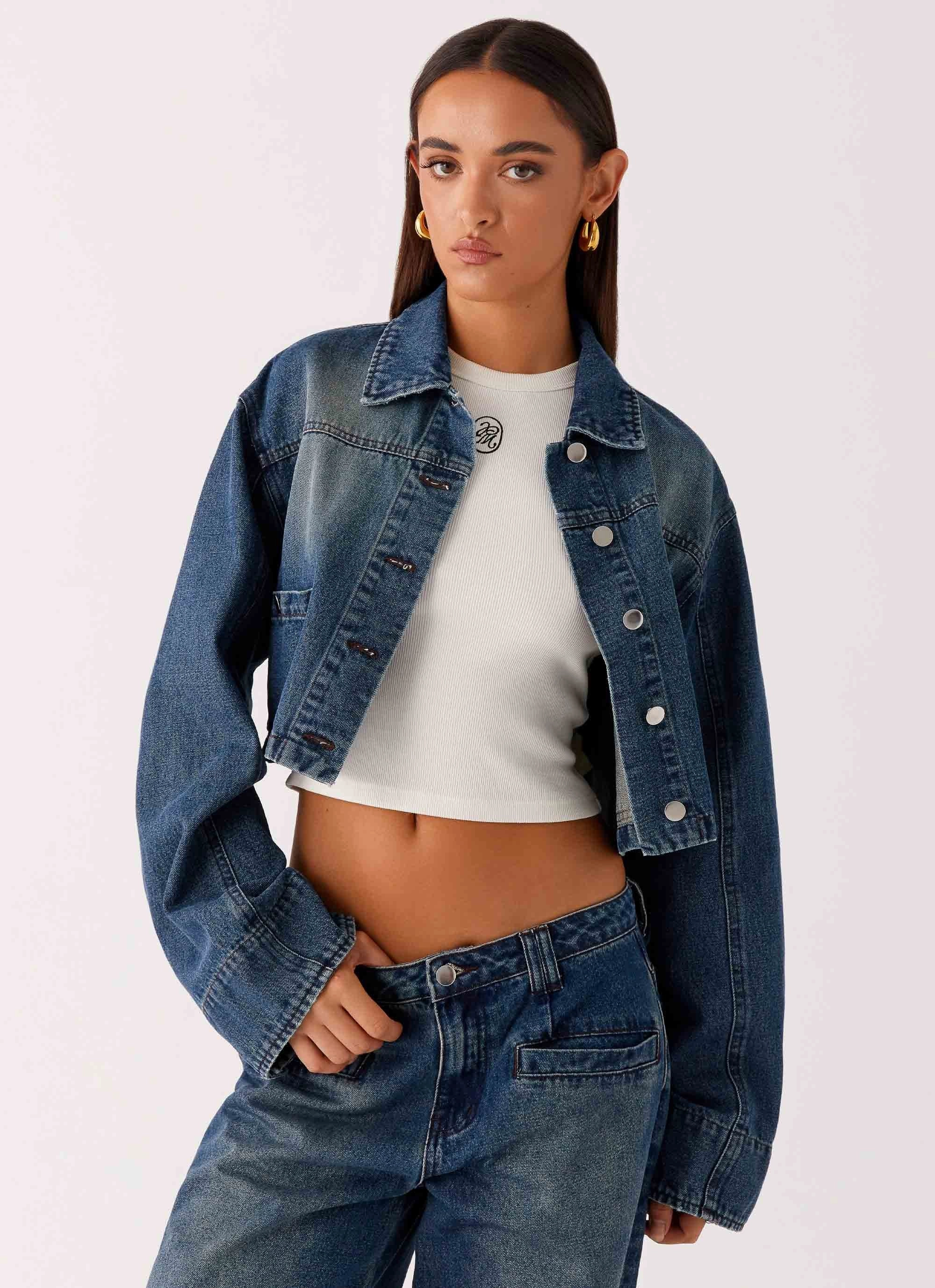 Comfortable lining Joan Cropped Denim Jacket - Indigo