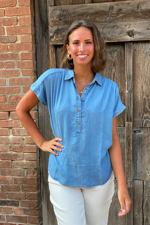 Karla - Ruched Shoulder Short Sleeve Chambray Top