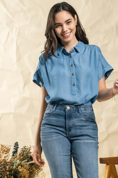 Karla - Ruched Shoulder Short Sleeve Chambray Top