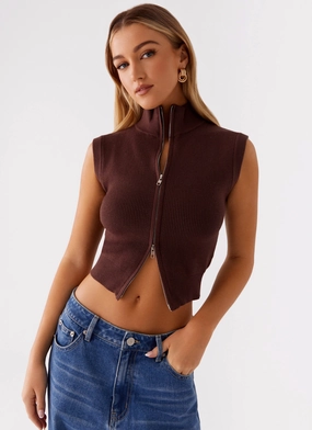 BondedSeamTechnology Keegan Knit Vest - Chocolate