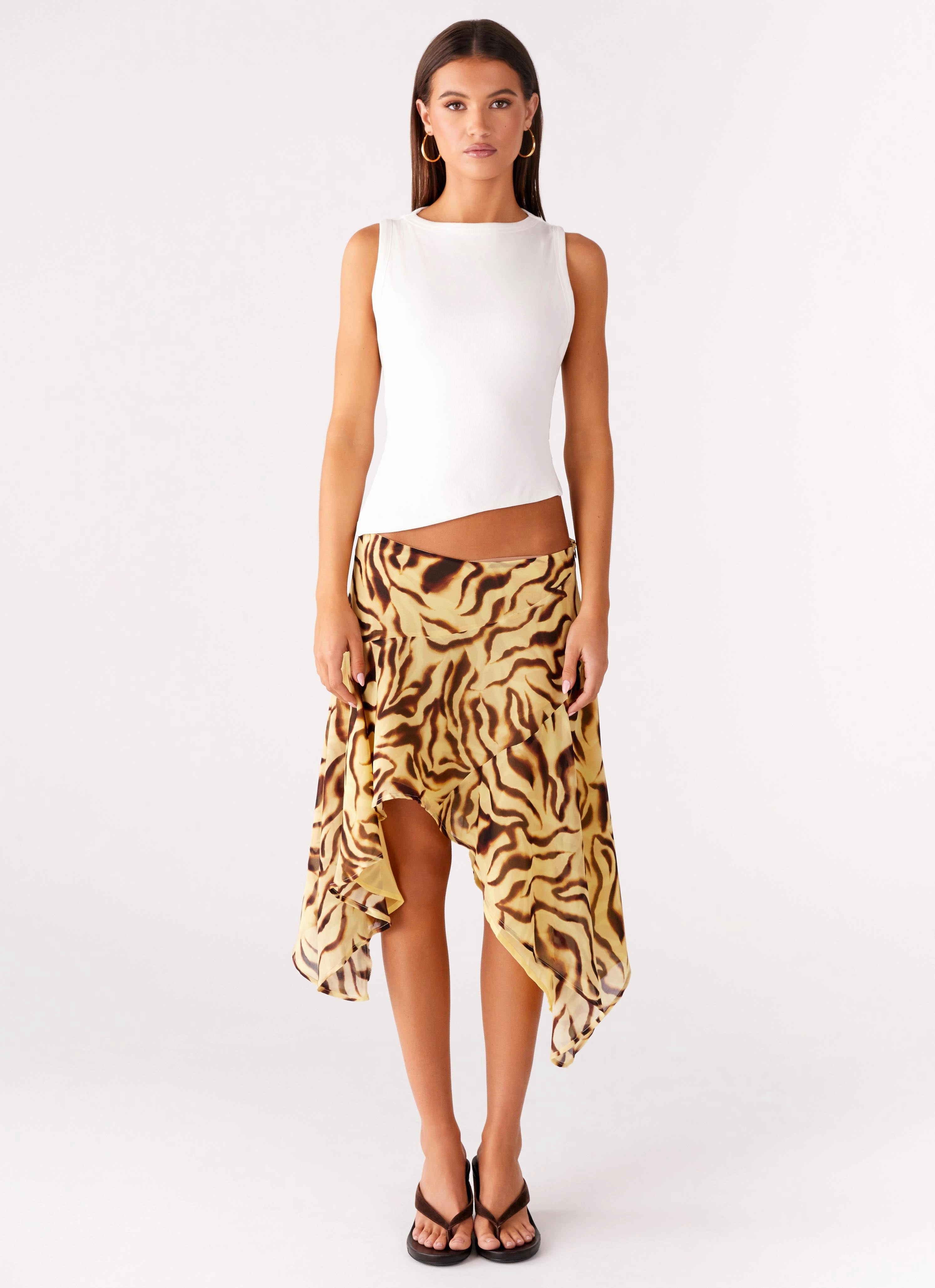 Sporty Function Kia Low Rise Asymmetrical Midi Skirt - Laguna Print