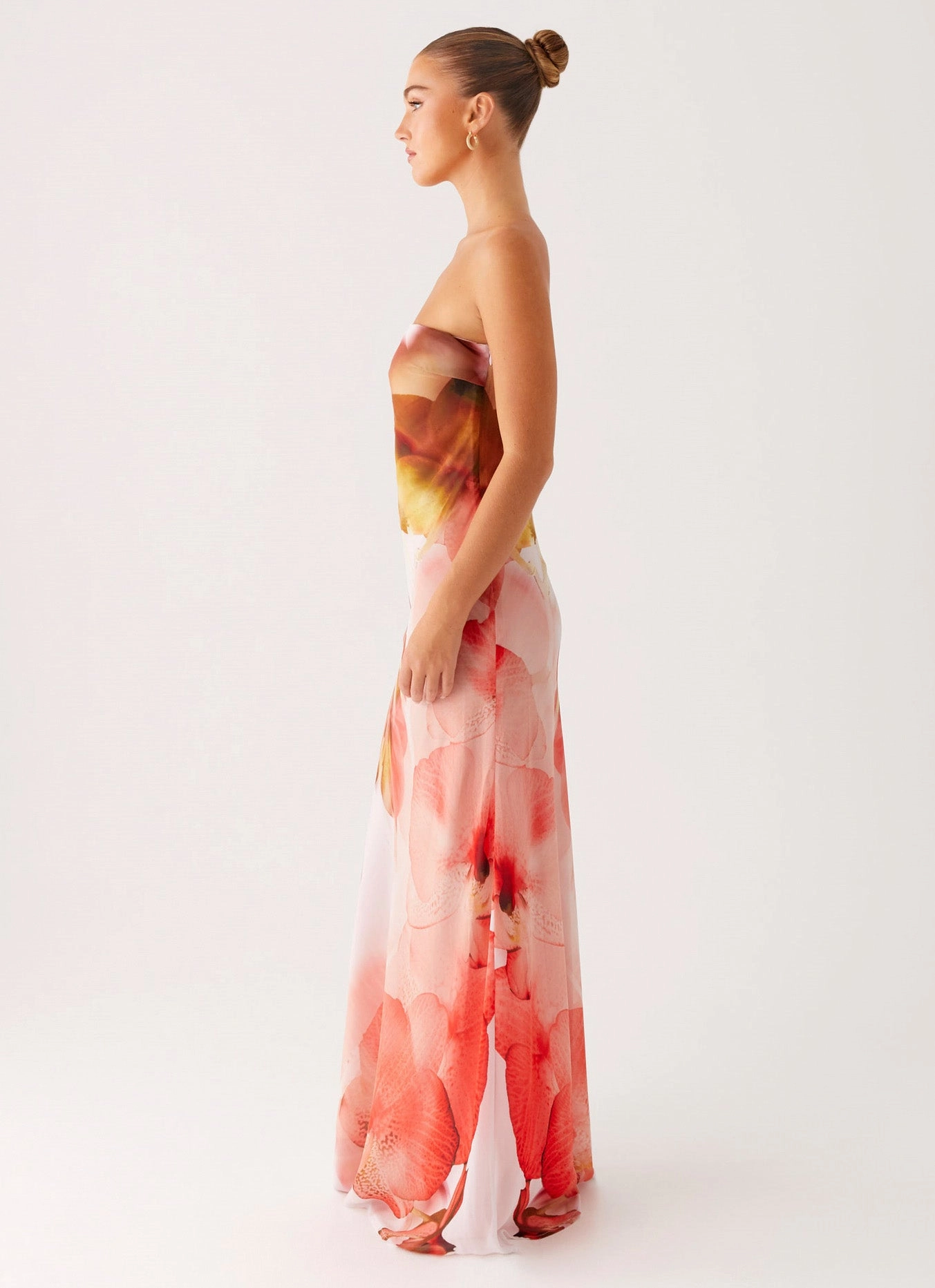 Kunis Maxi Dress - Peach Rose Layered Form
