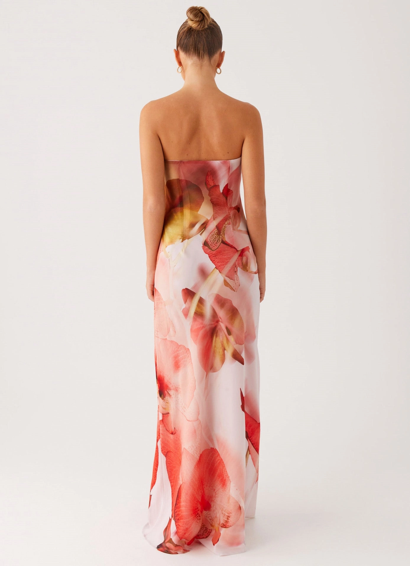 Kunis Maxi Dress - Peach Rose Classic knee-length dress