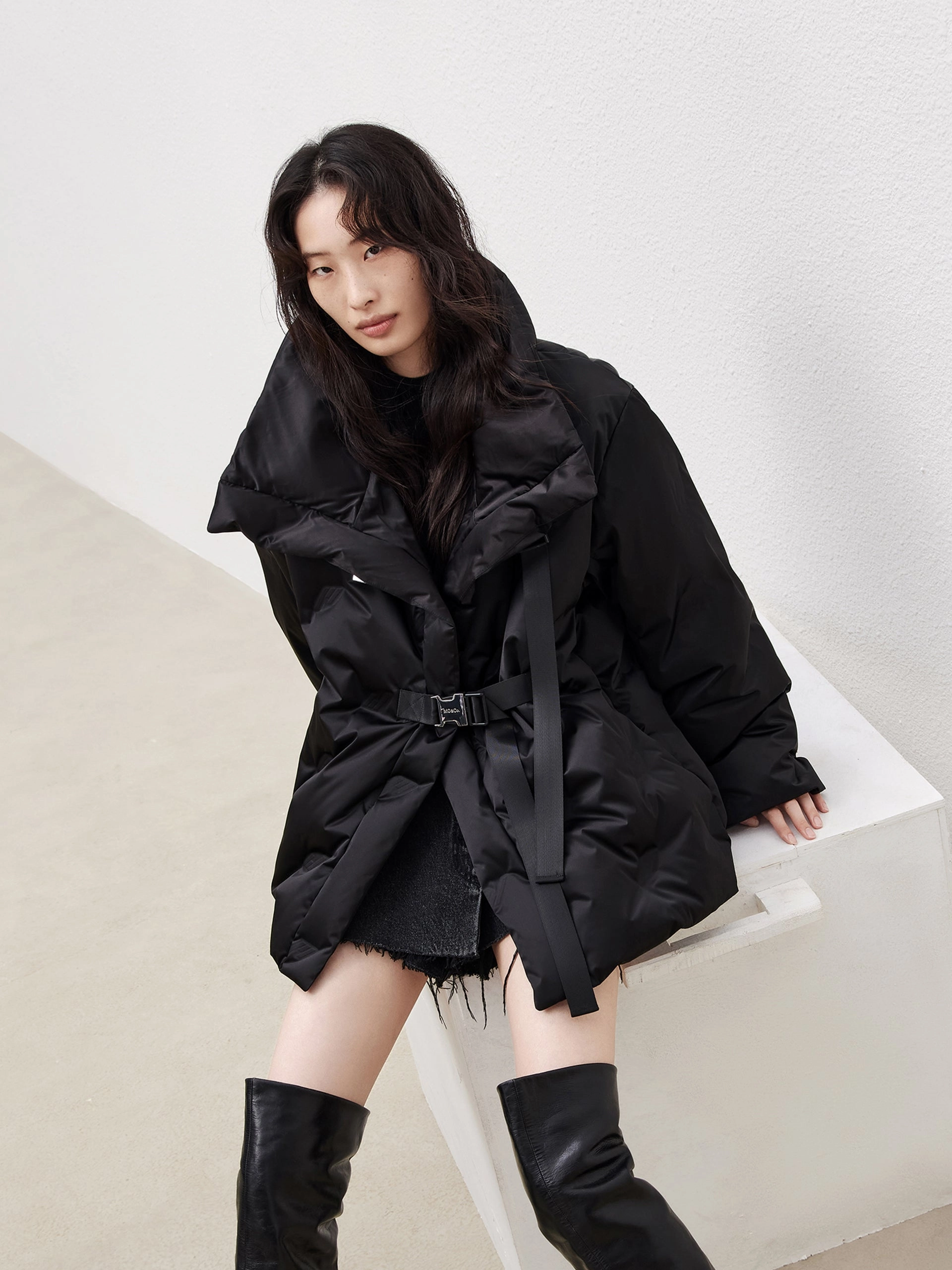 Lapel Collar Down Jacket with Adjustable Belts