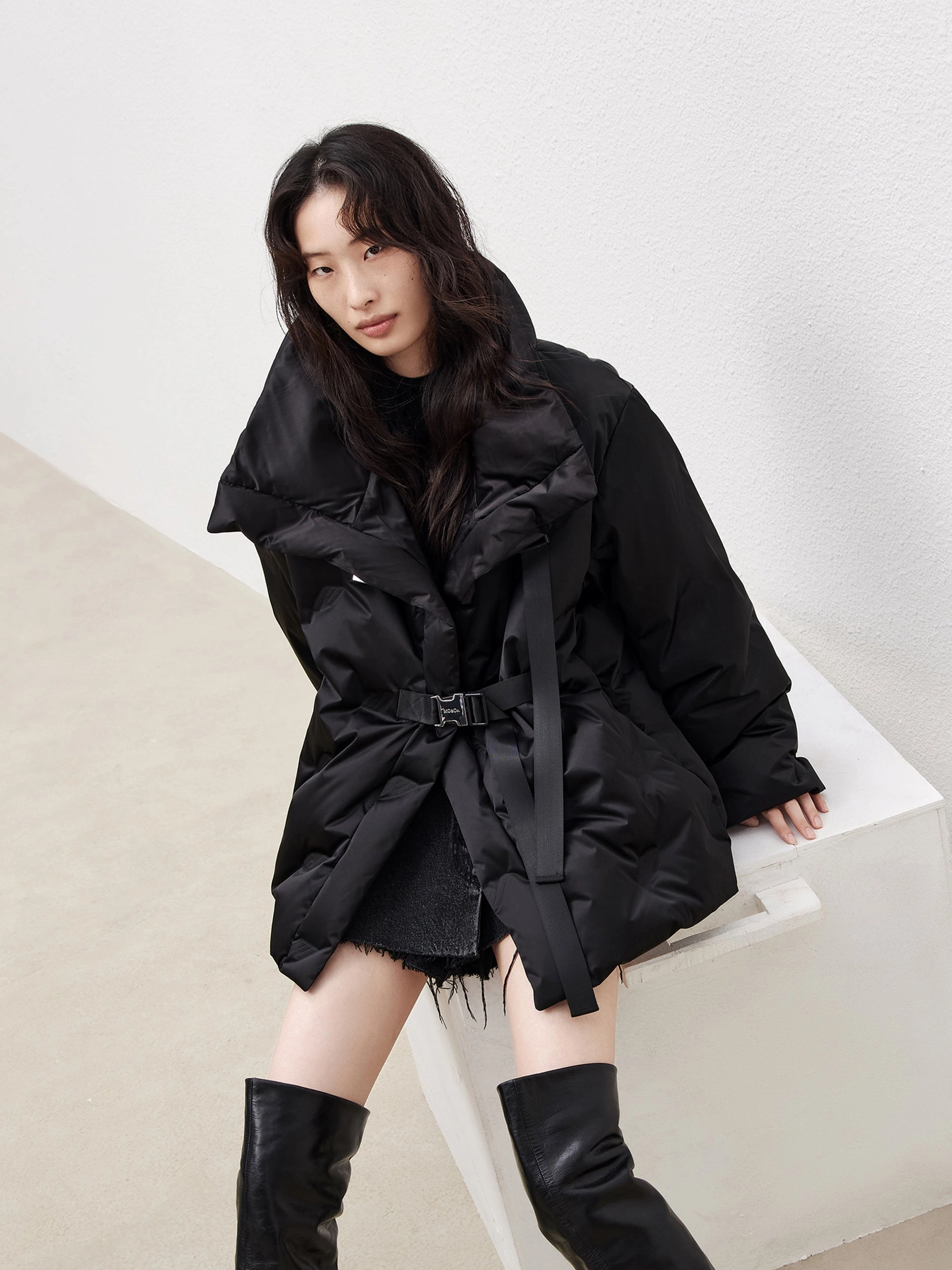 Lapel Collar Down Jacket with Adjustable Belts