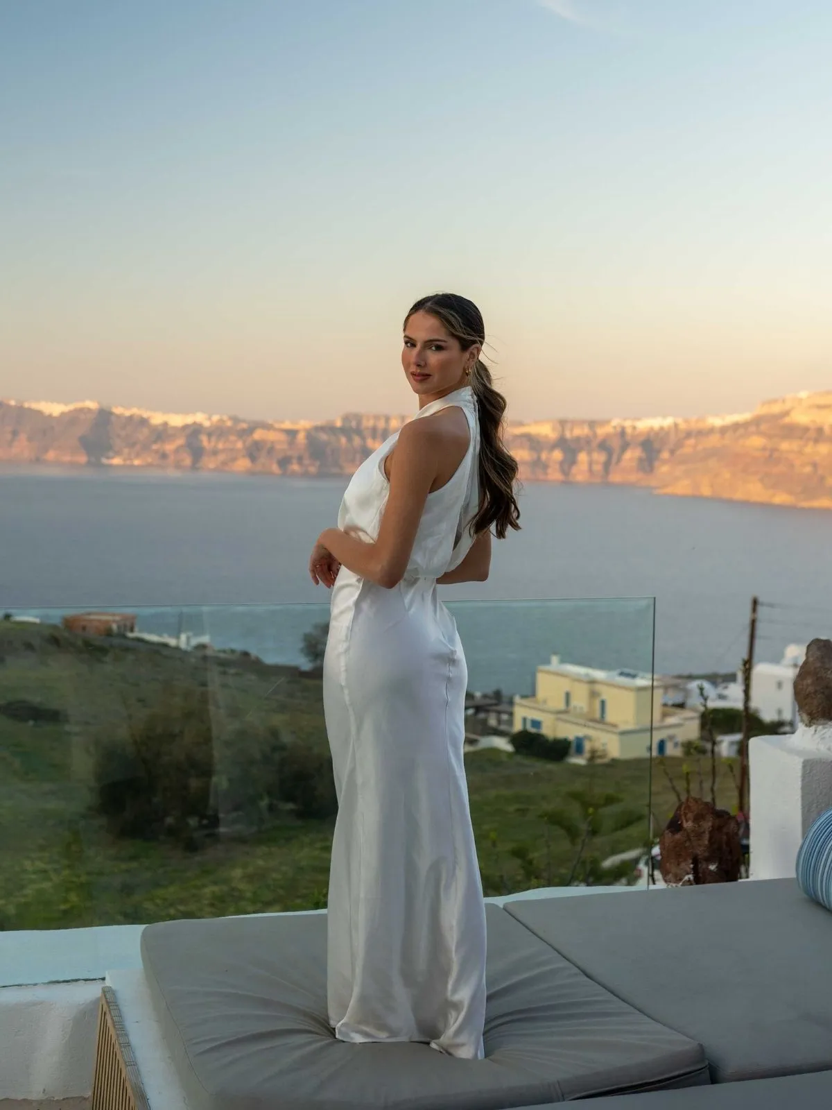 Daily Go Lara Halter Split column Dress / White