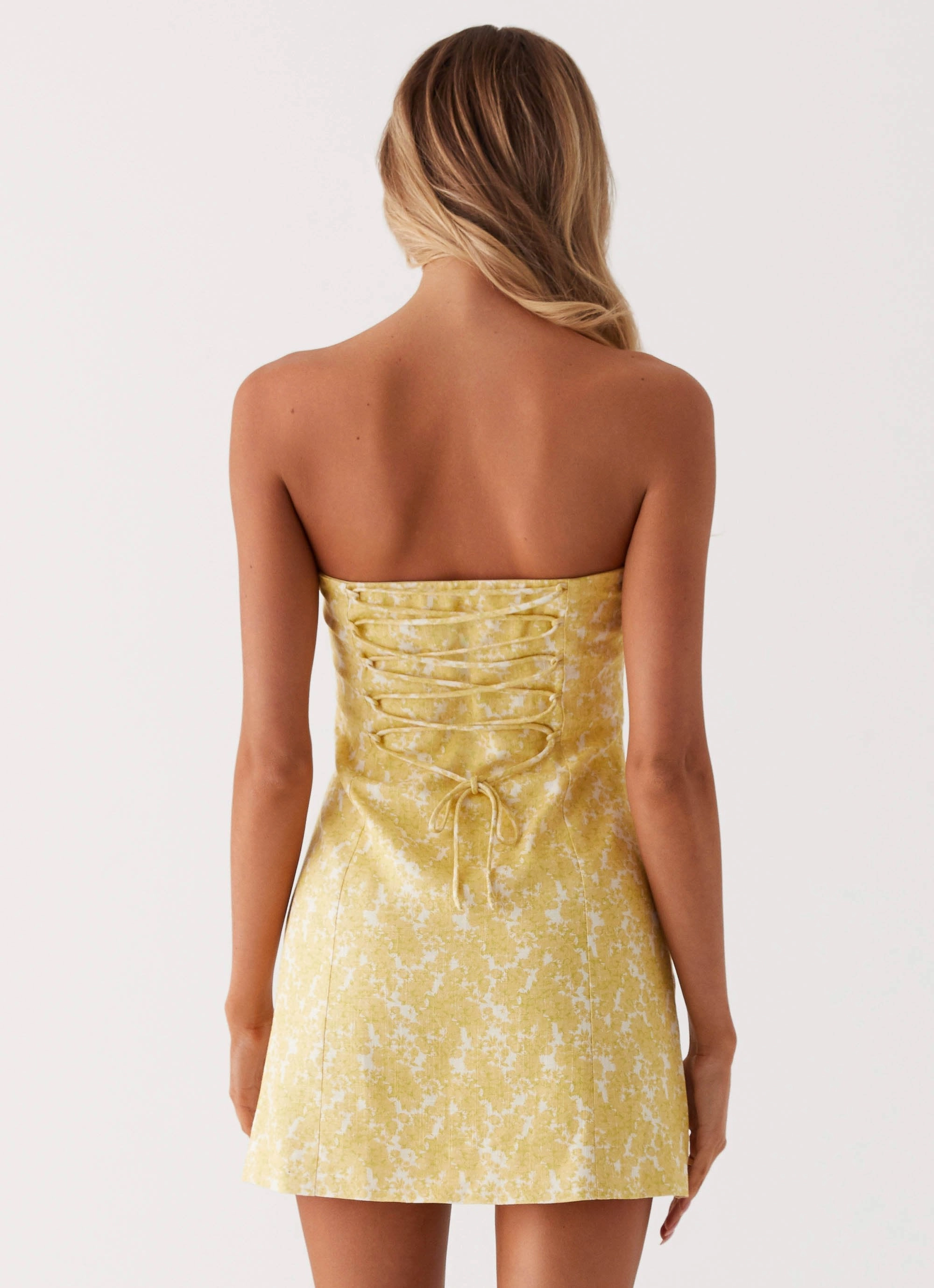 Anti-Static-Finish Artistic Flair Livvy Strapless Mini Dress - Yellow Floral
