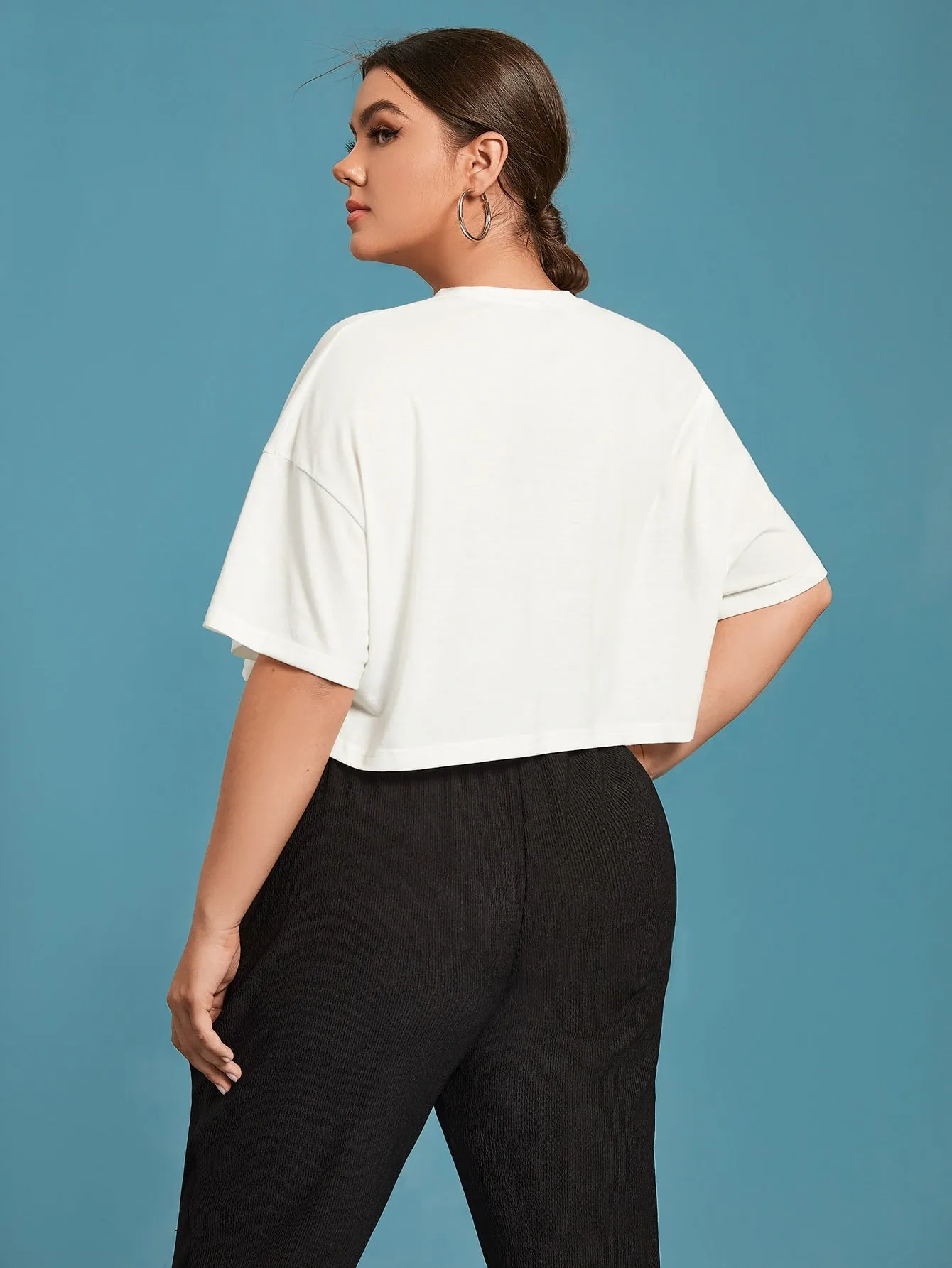 Letter Half Sleeve Round Neck Crop Plus Size T-Shirt