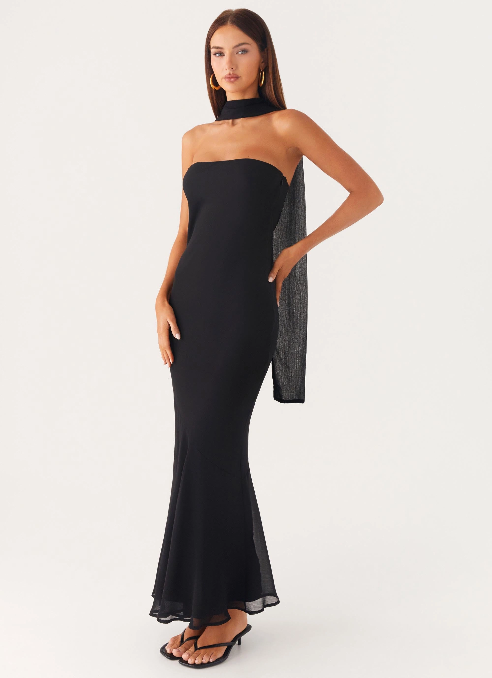 Under the Pagoda Maxi Dress - Black All-Occasion Look Pure Fit