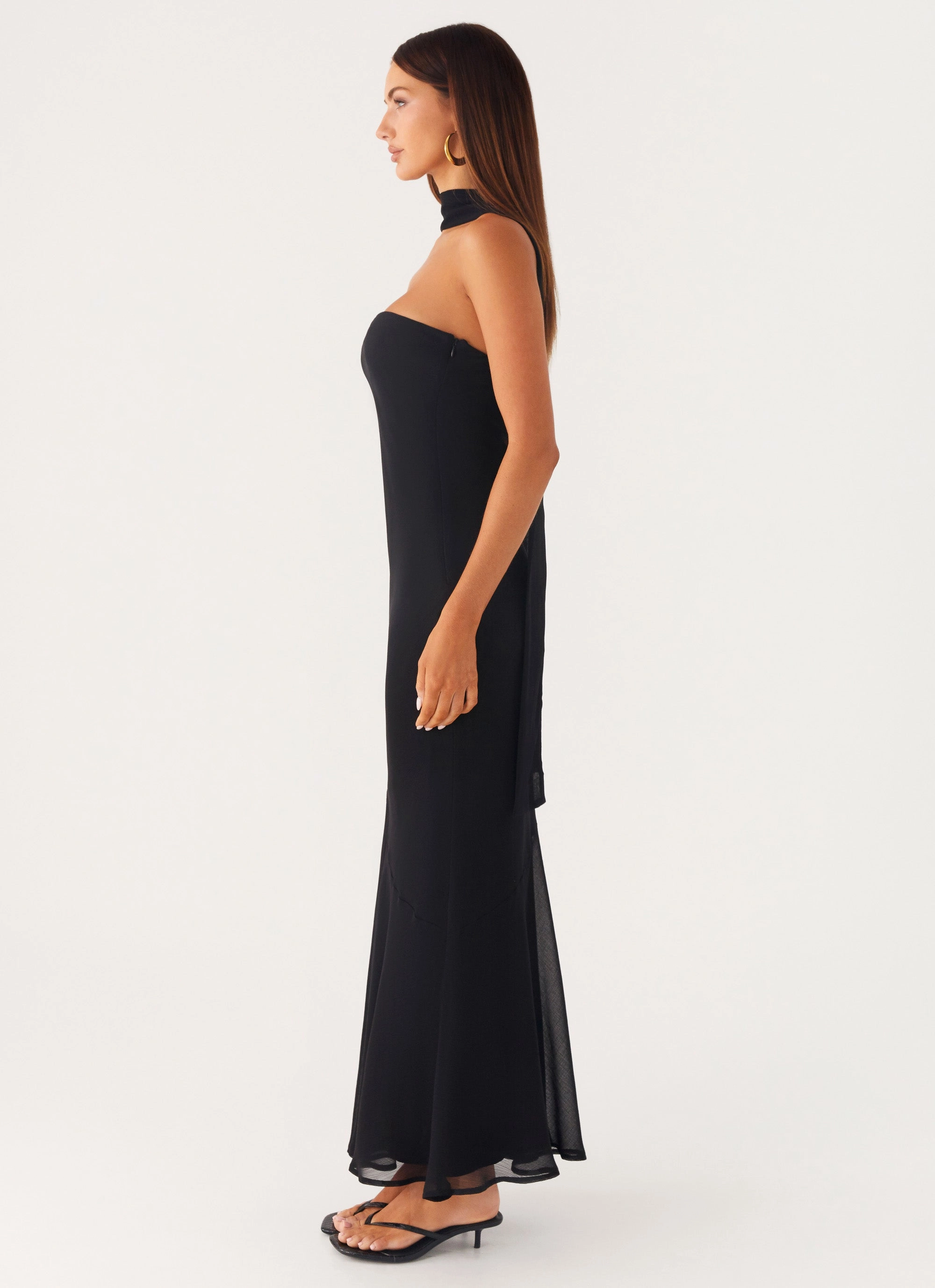 Relaxed Waist Cotton Skin Under the Pagoda Maxi Dress - Black