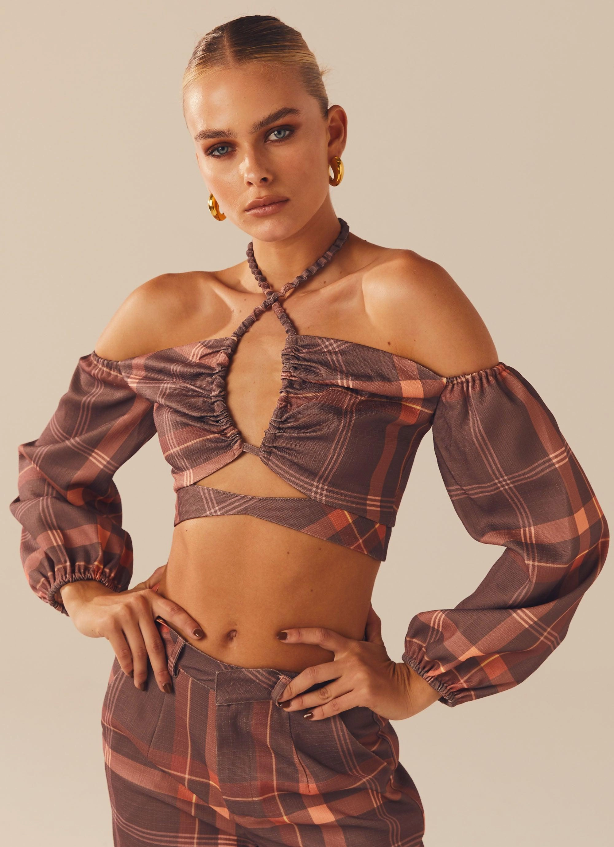 Lose My Cool Crop Top - Chestnut Contrast Topstitching Detail Quick-Dry Fabric