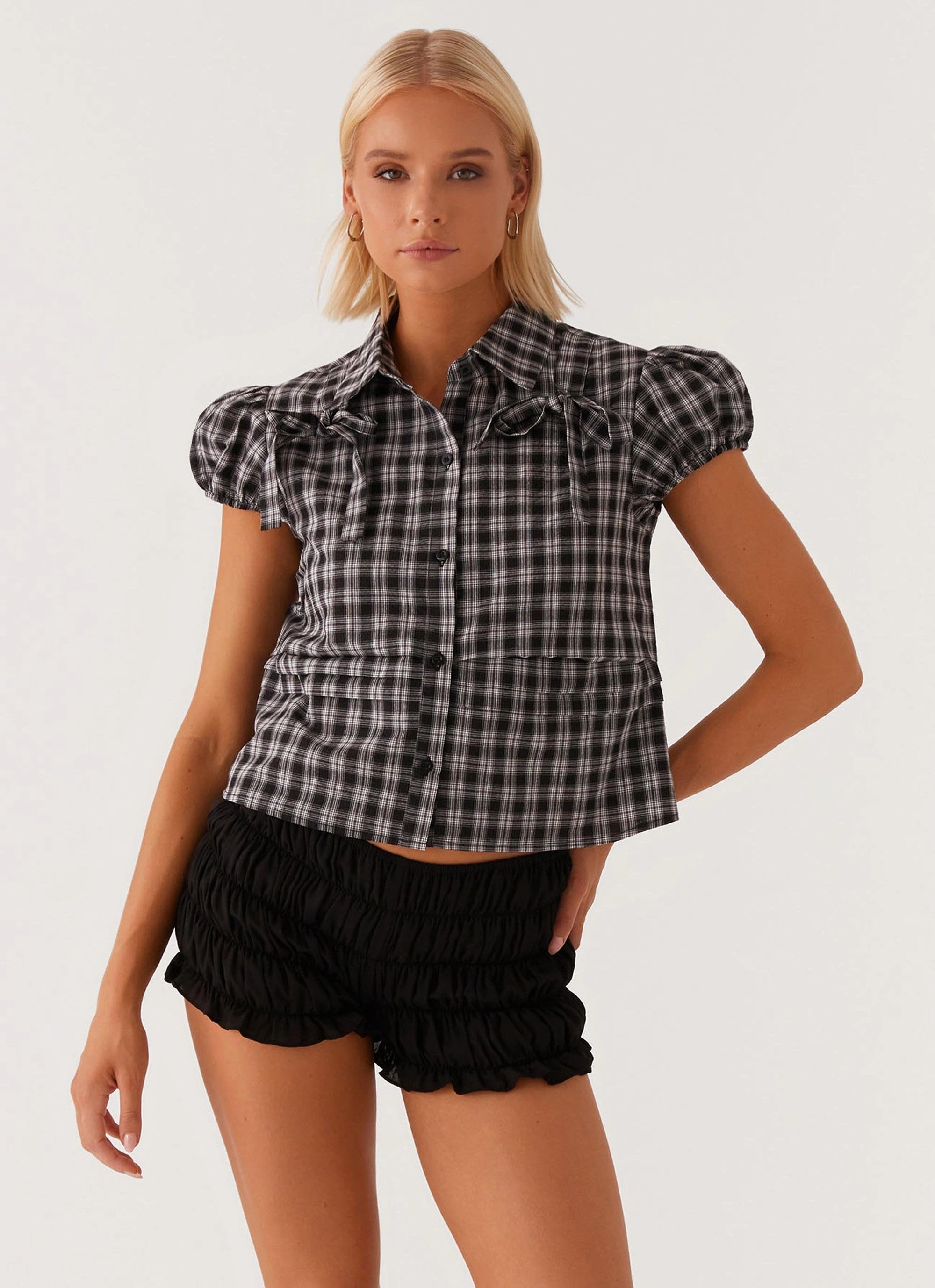 UVProtective Coating ribbed texture Lorraine Puff Sleeve Top - Black White Check