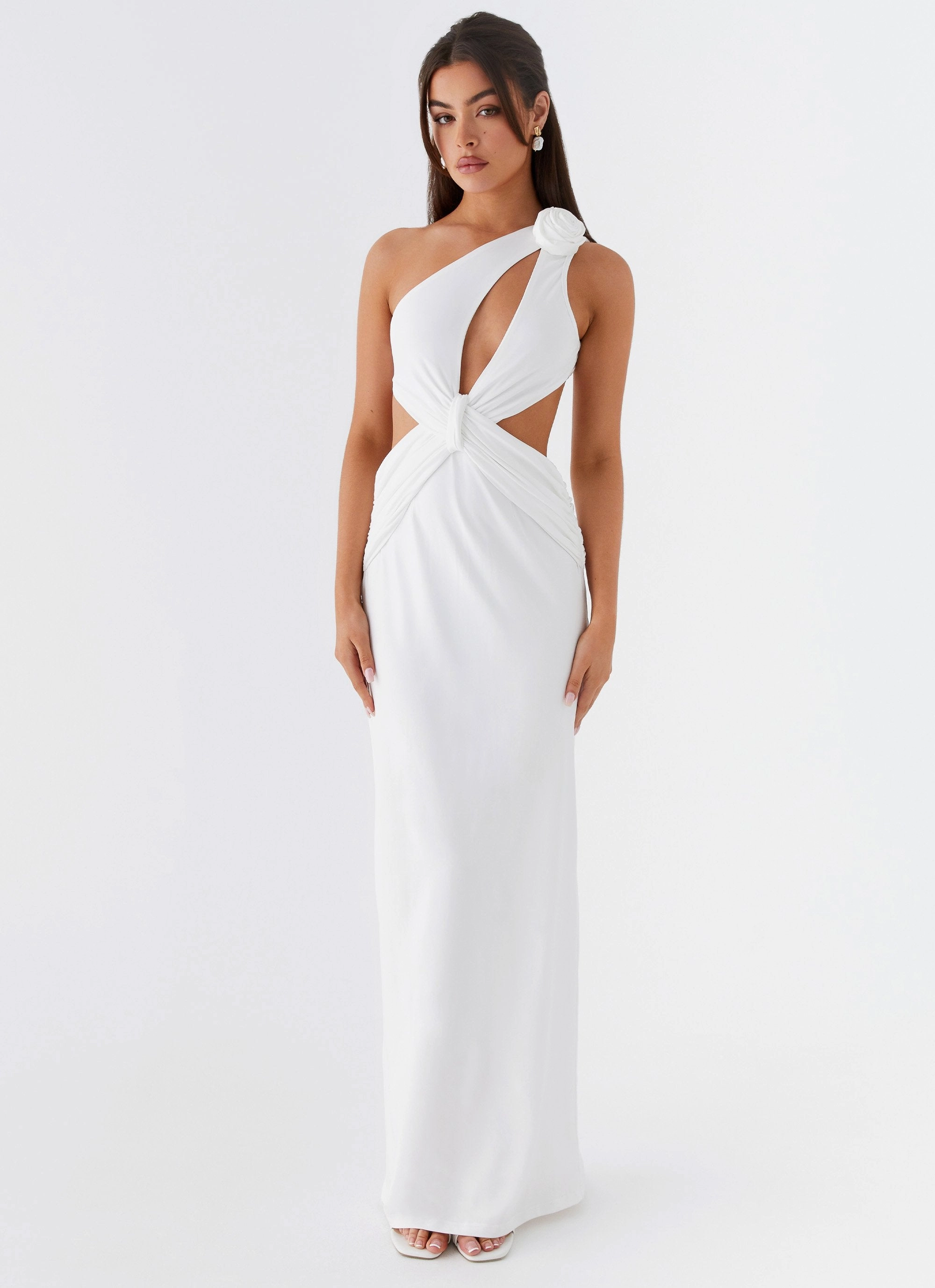 Subtle Edge Smooth Look Lovesome Rosa Maxi Dress - White