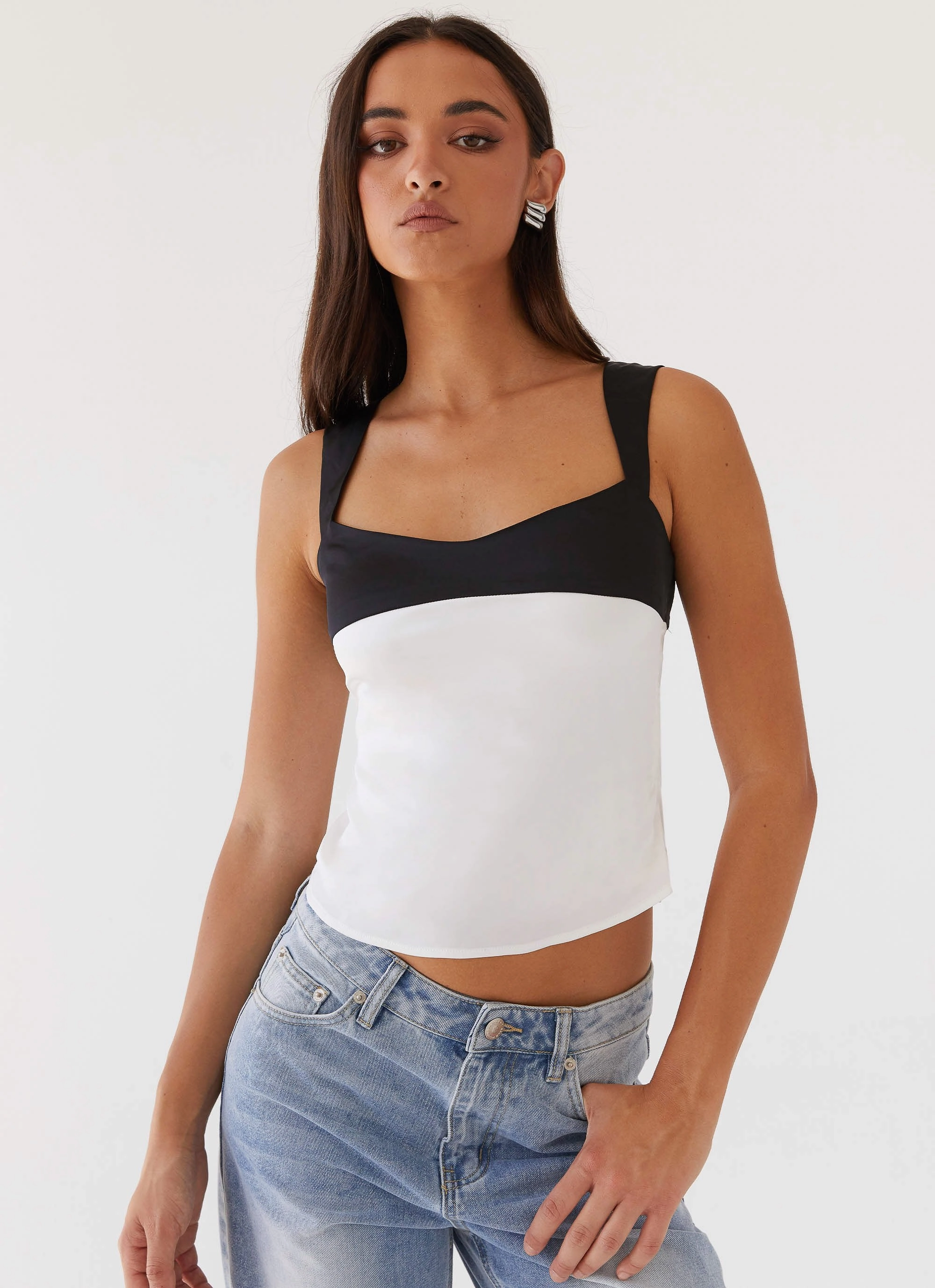 SeamFreeShoulder Lylah Satin Top - Noir Pearl