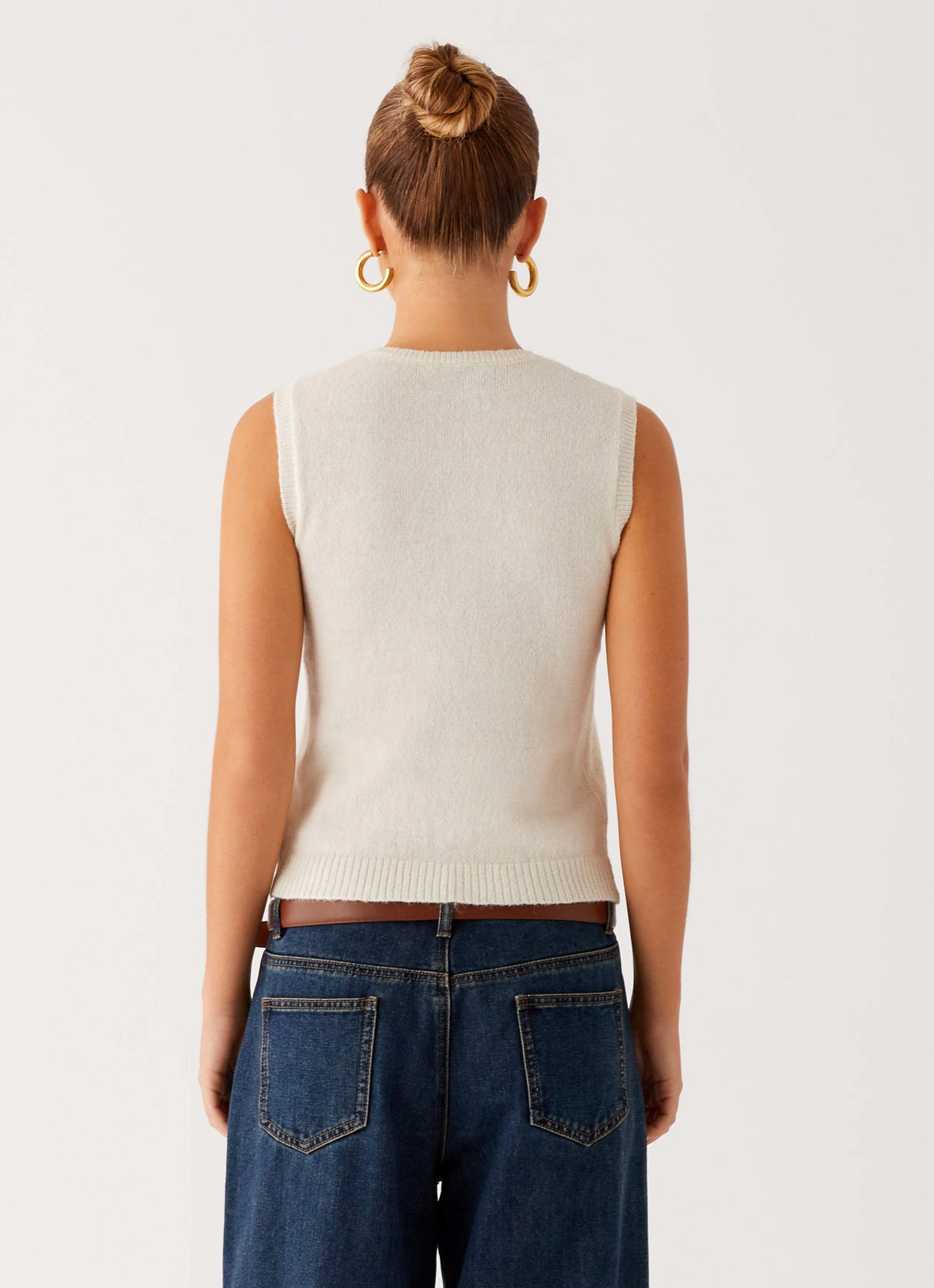 Maali Knit Top - White Sustainable Production Certified