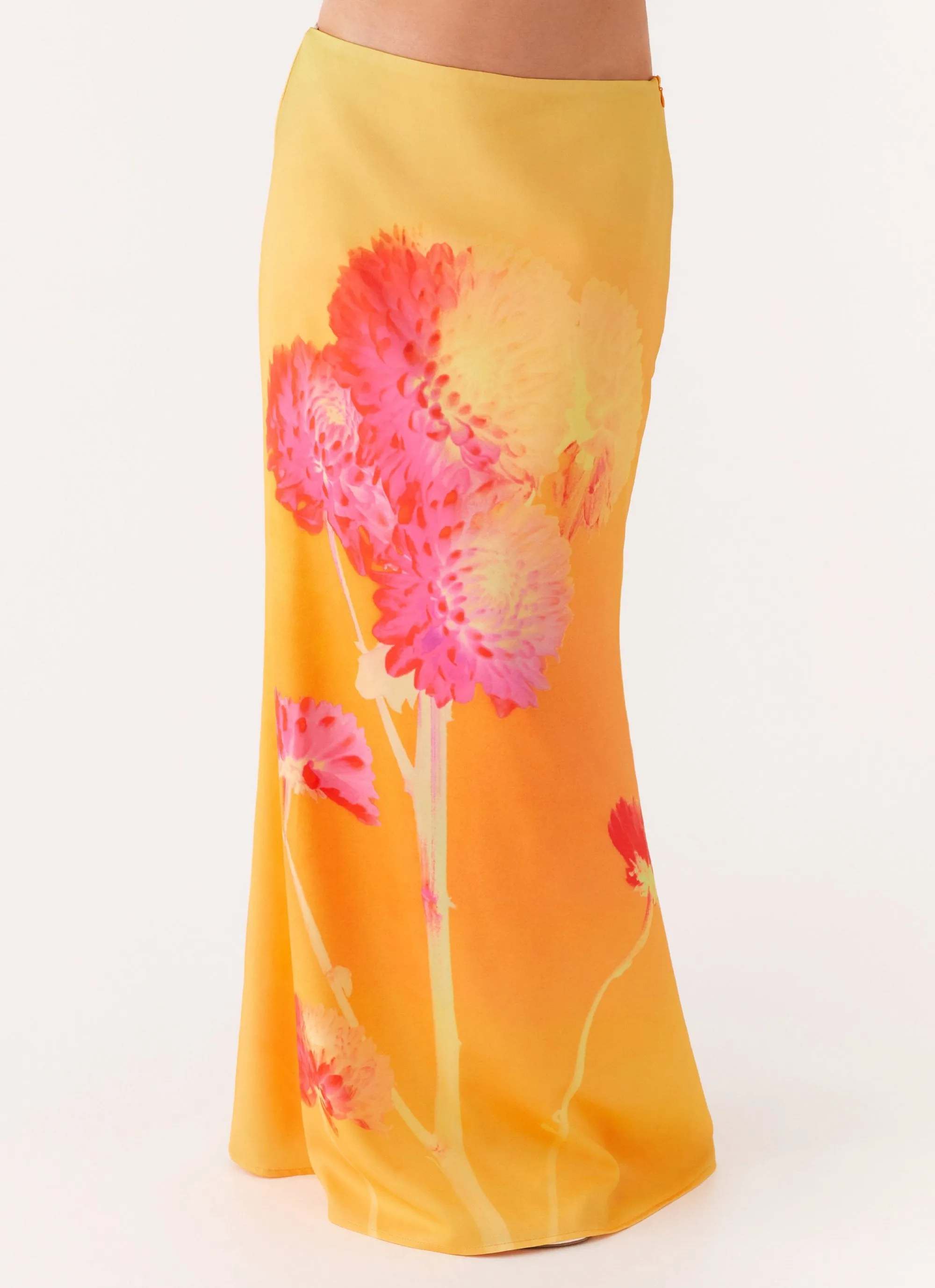Minimalist fashion Sequined Finish Marrakesh Maxi Skirt - Orange Floral