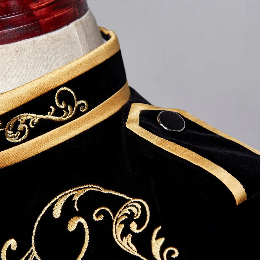 Men's Autumn British Style Velvet Slim Fit Blazer With Golden Embroidery