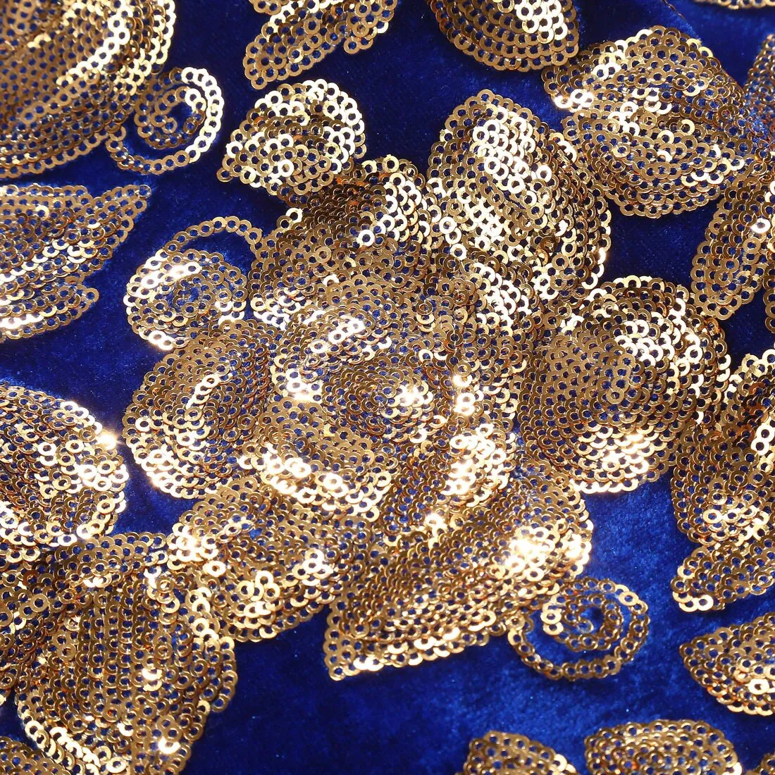 Men's Autumn Velvet Lapel Blazer Decorated With Golden Sequins