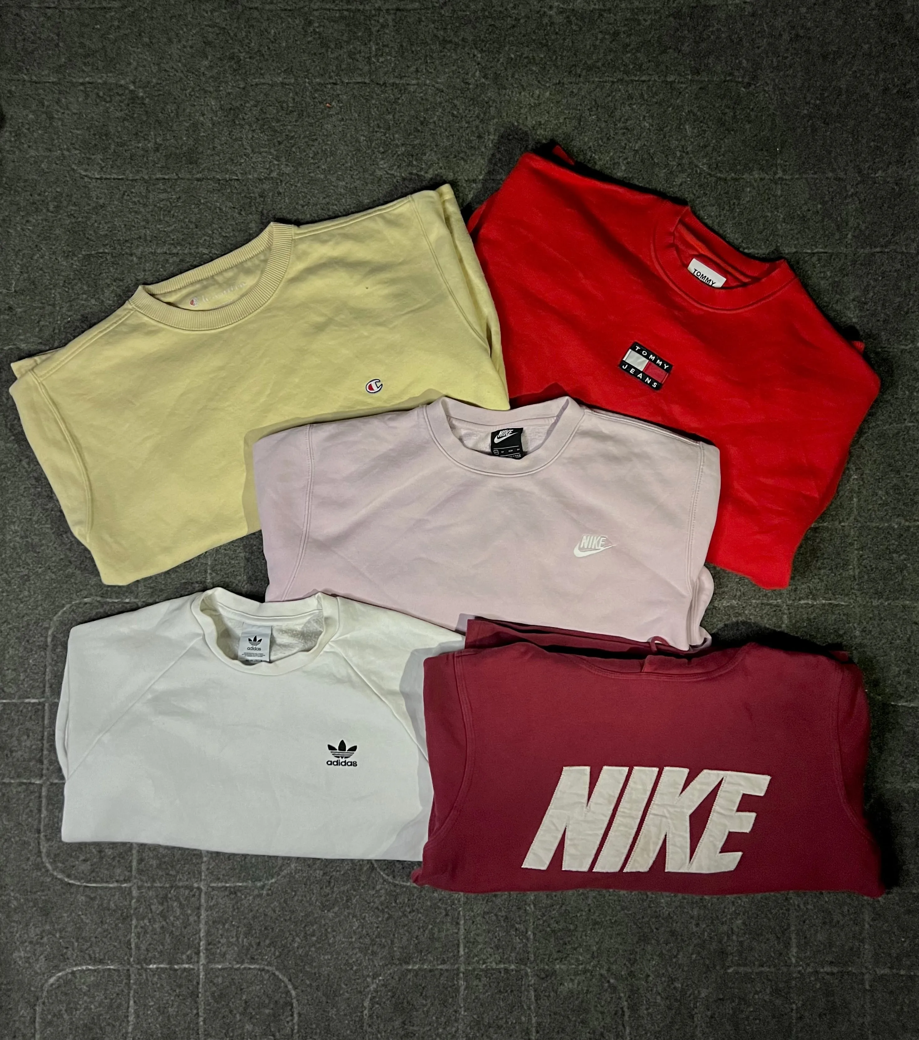 Mixed Branded Sweatshirts , Hoodies 19pcs