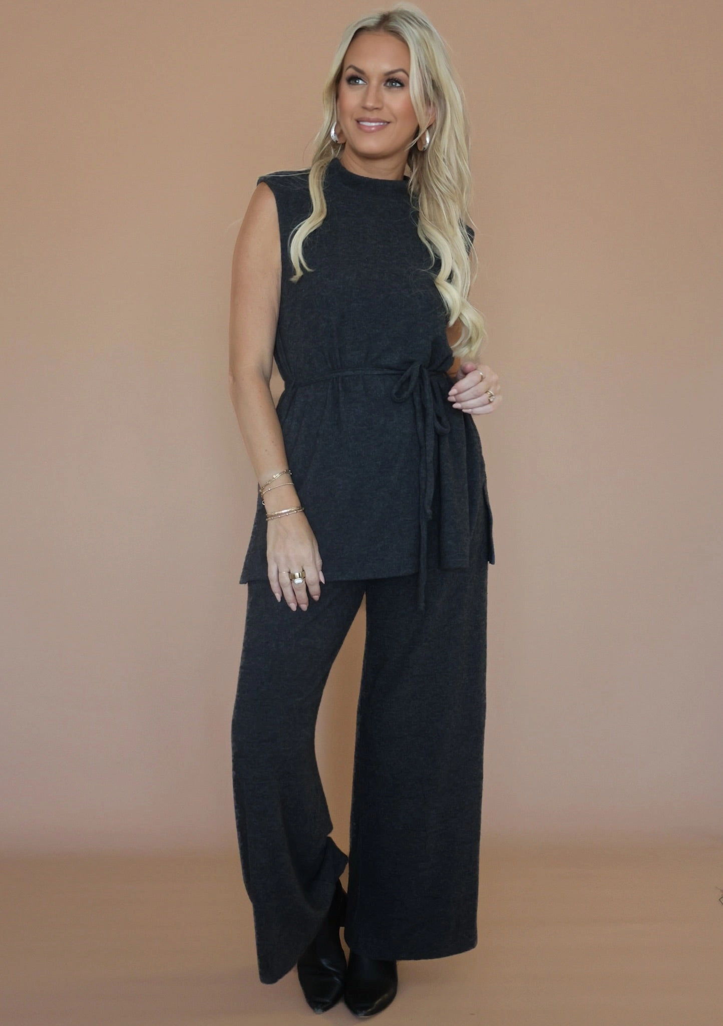 Reinforced Hem Stitching Seville Top