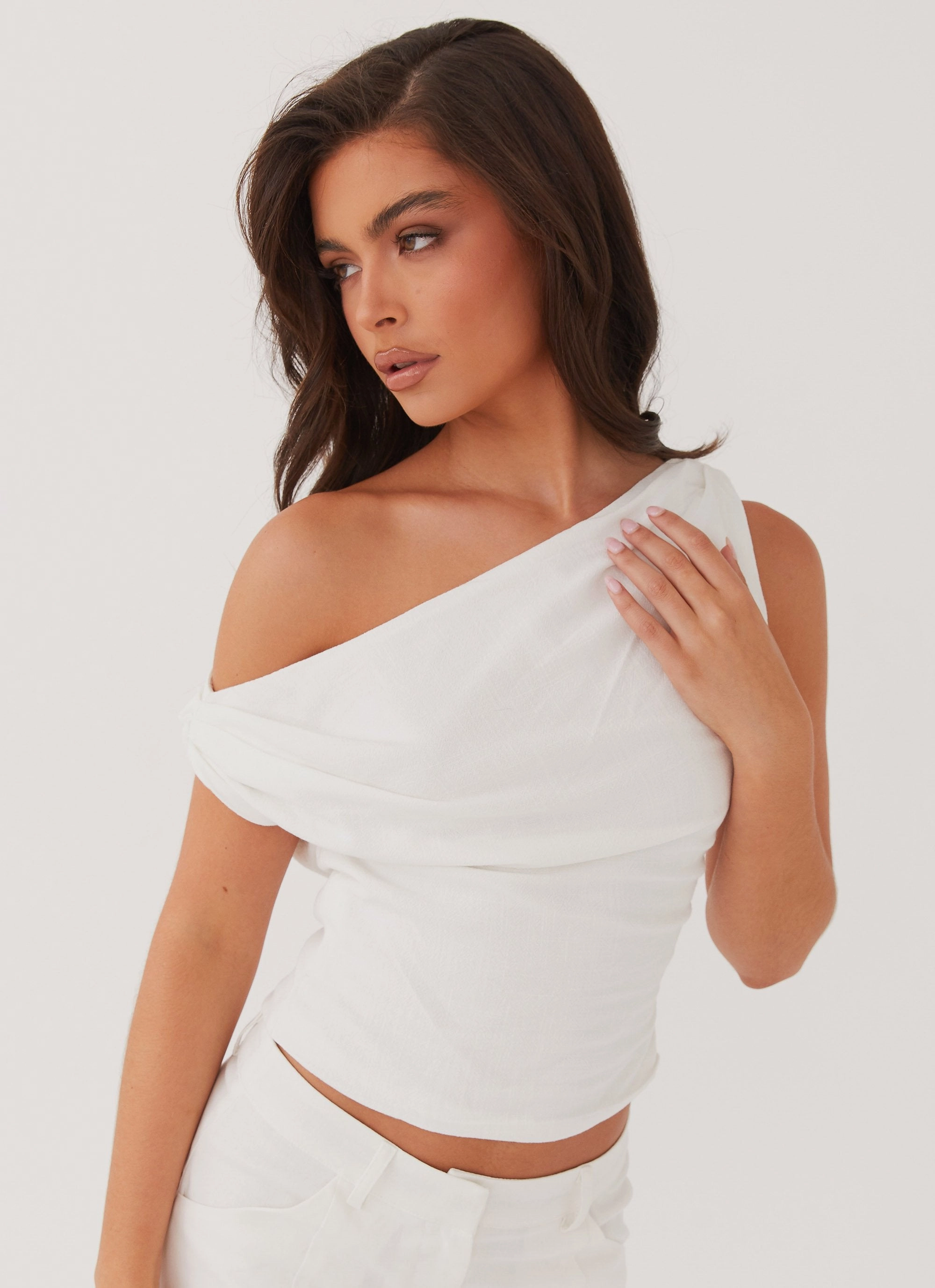 Marissa Linen One Shoulder Top - White Soft Sweater Thermal Insulation Core