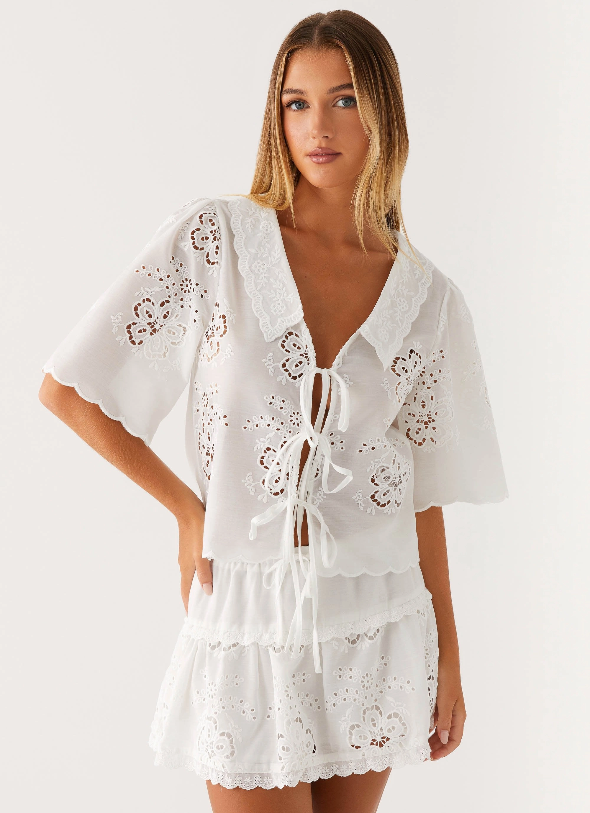 Active Blouse LayeredDurability Summer Escape Embroidered Top - White