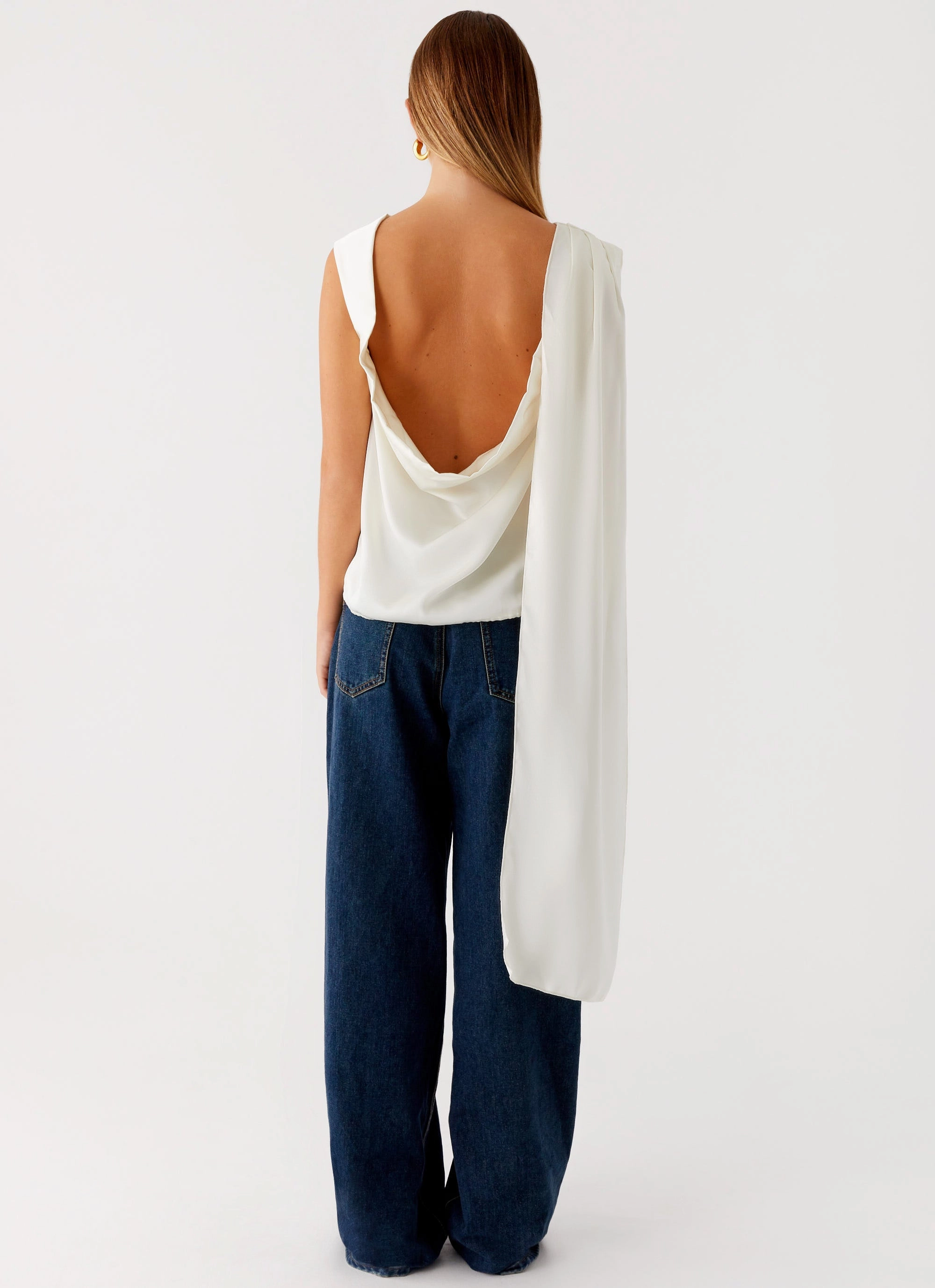 GarmentWashed Texture BondedShoulder Mojito Cowl Top - Ivory