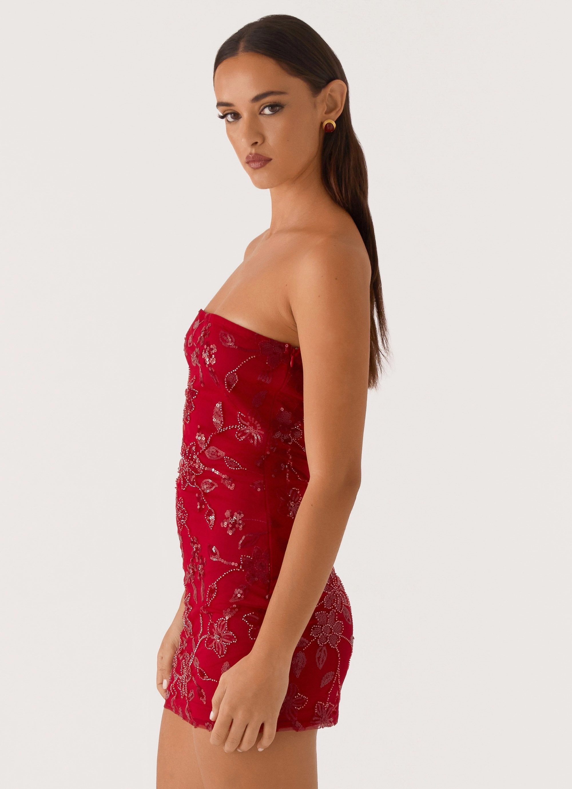 Moorey Beaded Mini Dress - Red Weekend Chic