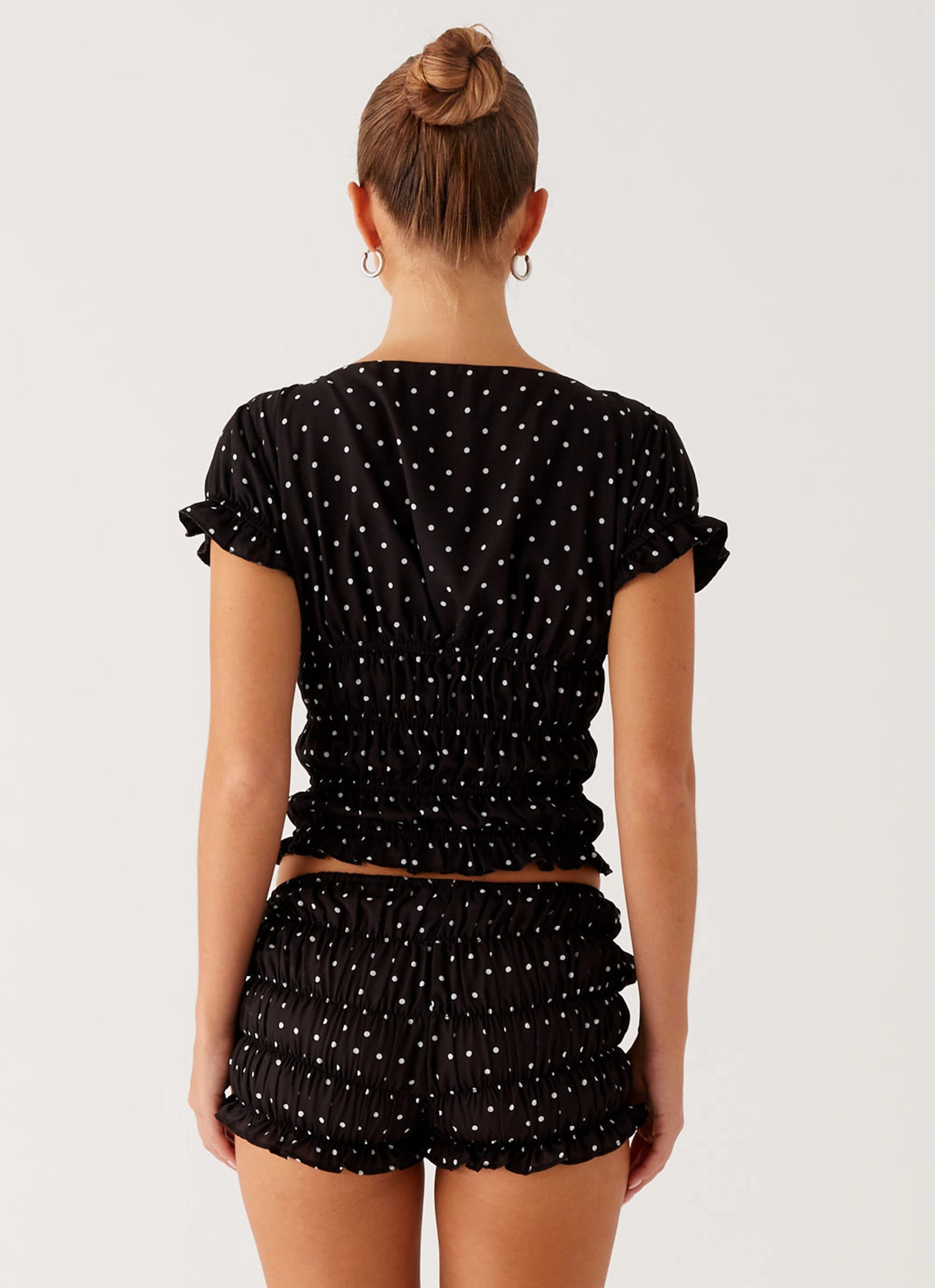 Cool Tone windproof Natalia Ruched Top - Black Polka Dot